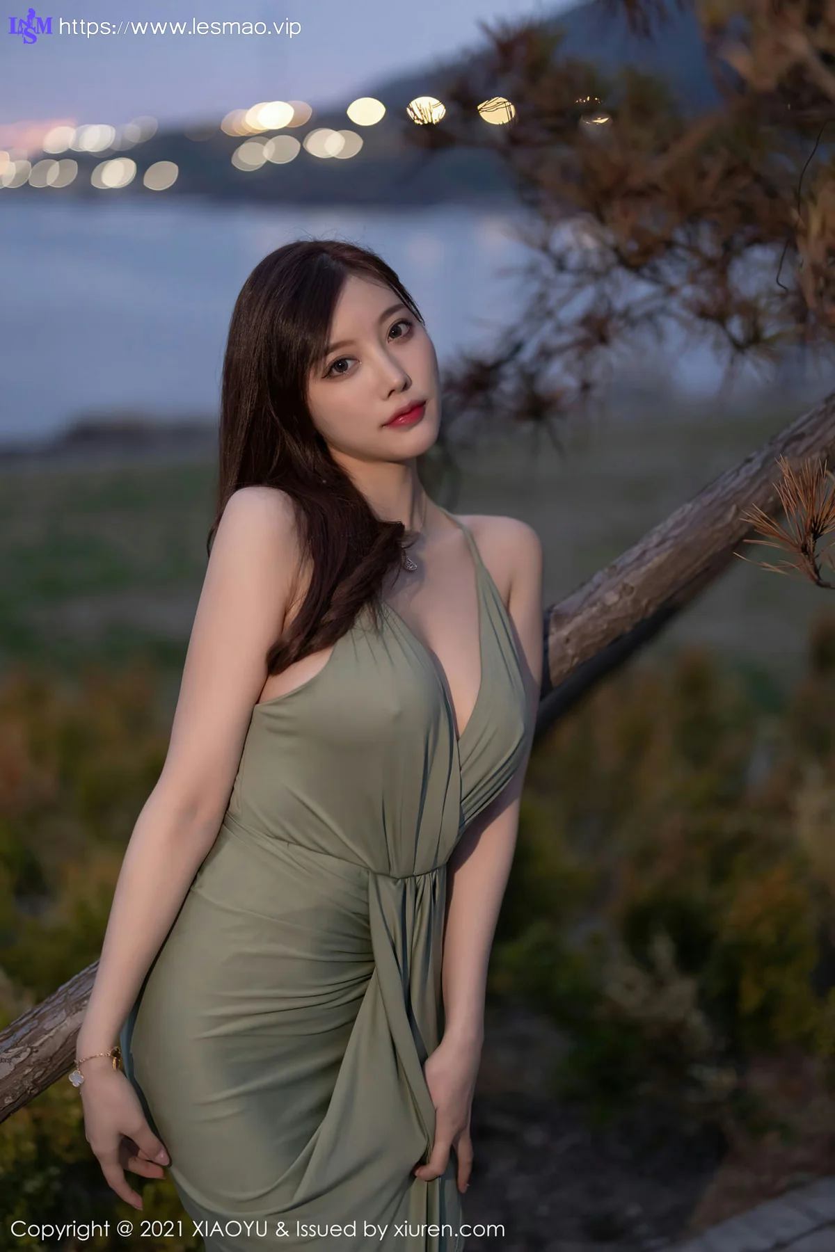 XIAOYU  语画界 Vol.538 轻透长裙 杨晨晨sugar 青岛旅拍写真 - 49