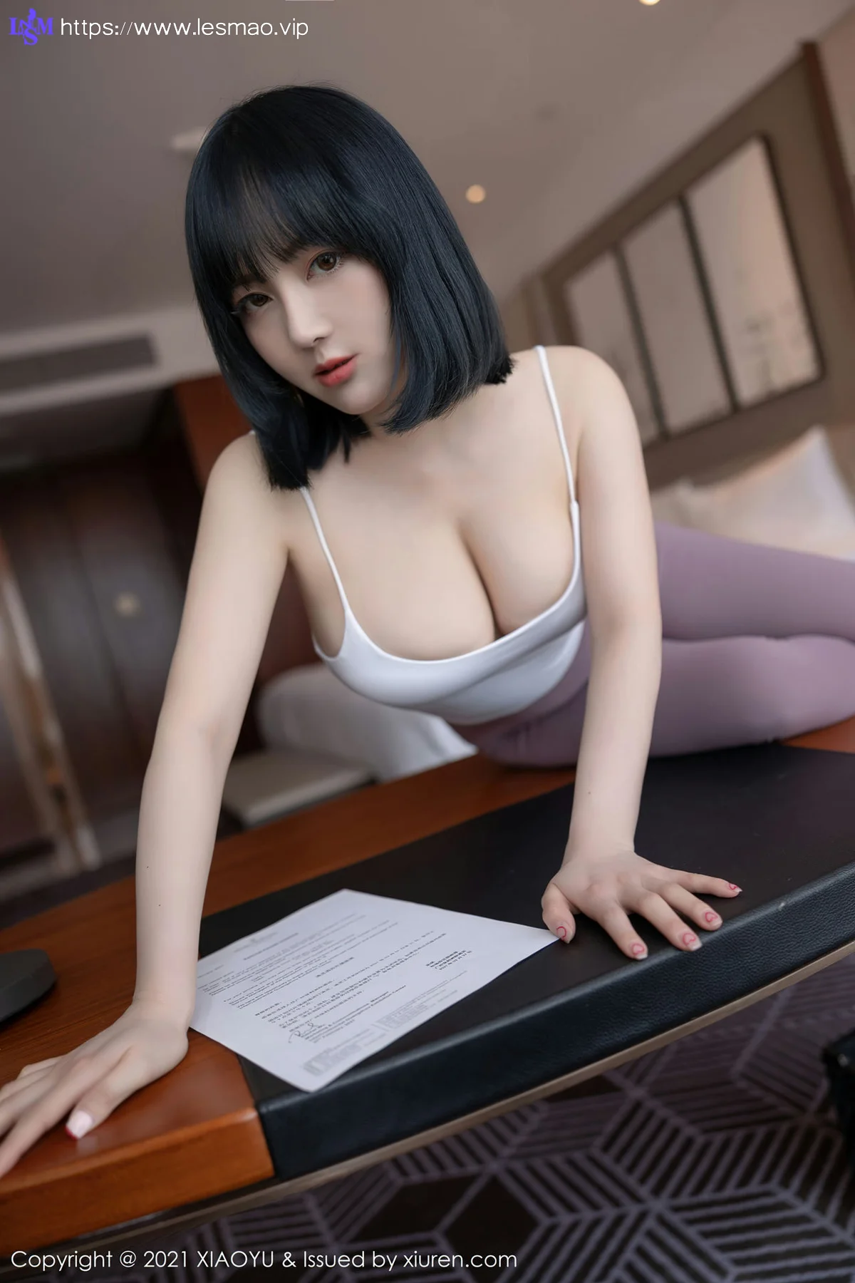 XIAOYU  语画界 Vol.547 白色吊带与极致朦胧丝袜 豆瓣酱 性感写真2 - 13