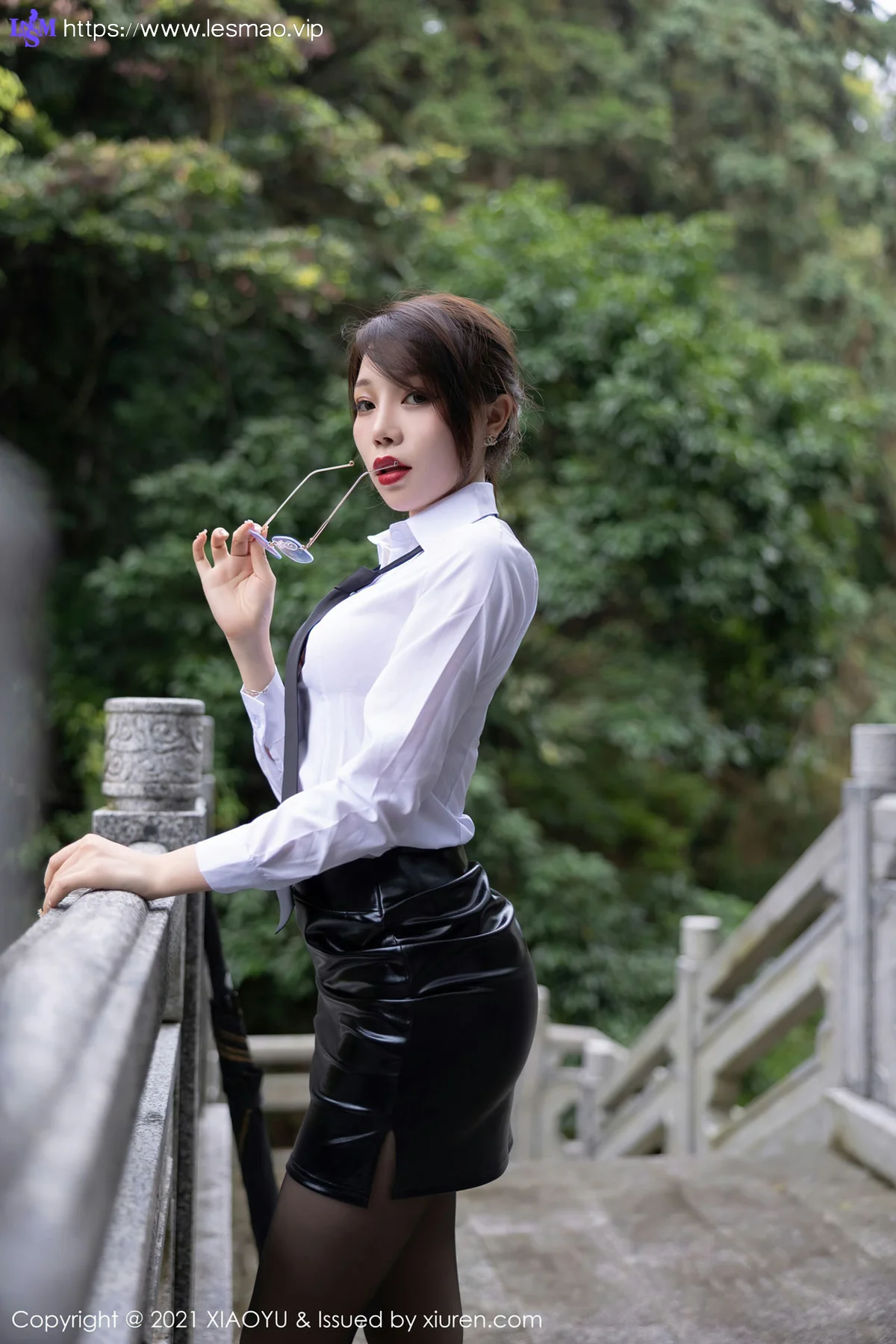 XIAOYU  语画界 Vol.576 户外山涧戏水 芝芝Booty 性感写真11 - 38