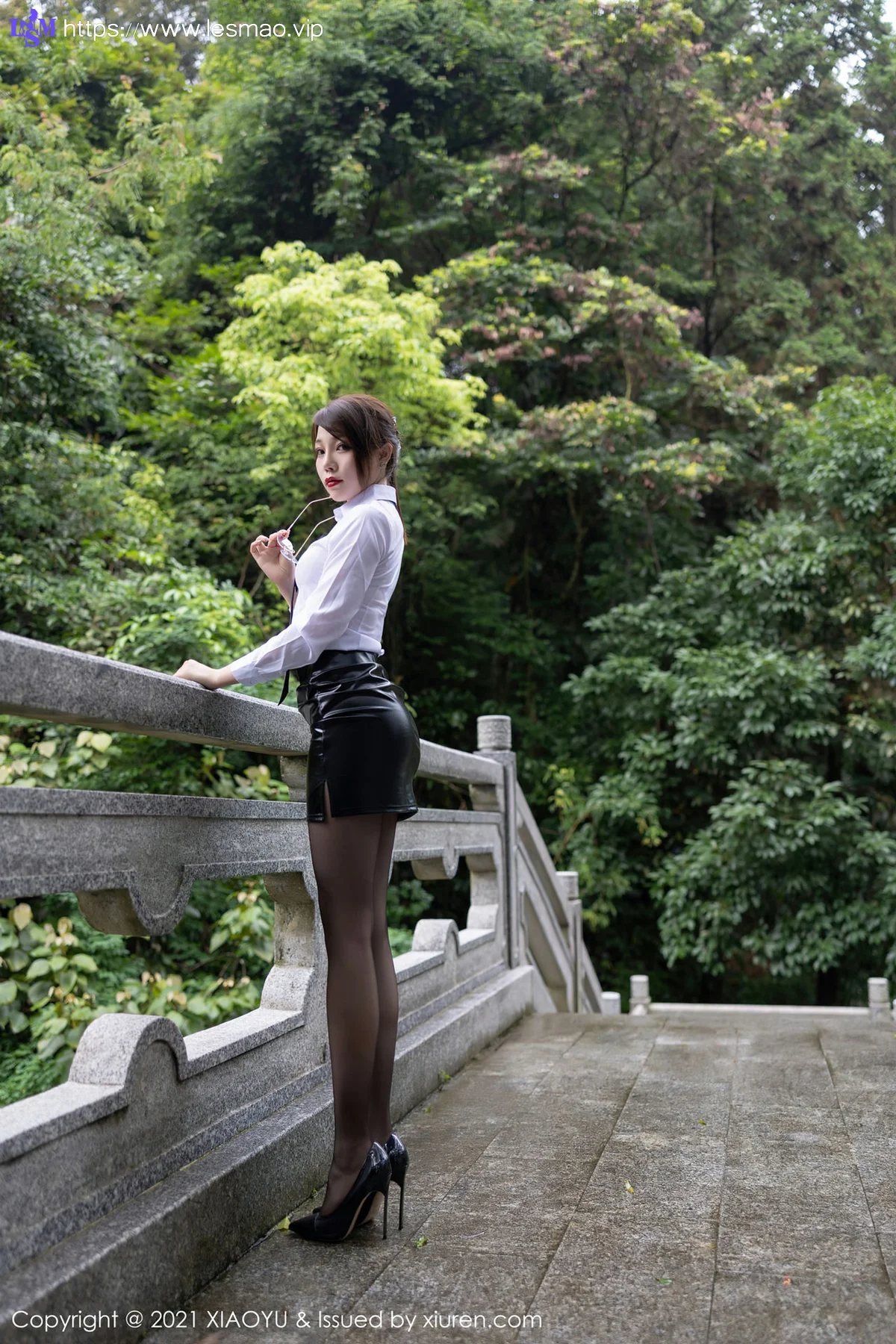 XIAOYU  语画界 Vol.576 户外山涧戏水 芝芝Booty 性感写真11 - 39