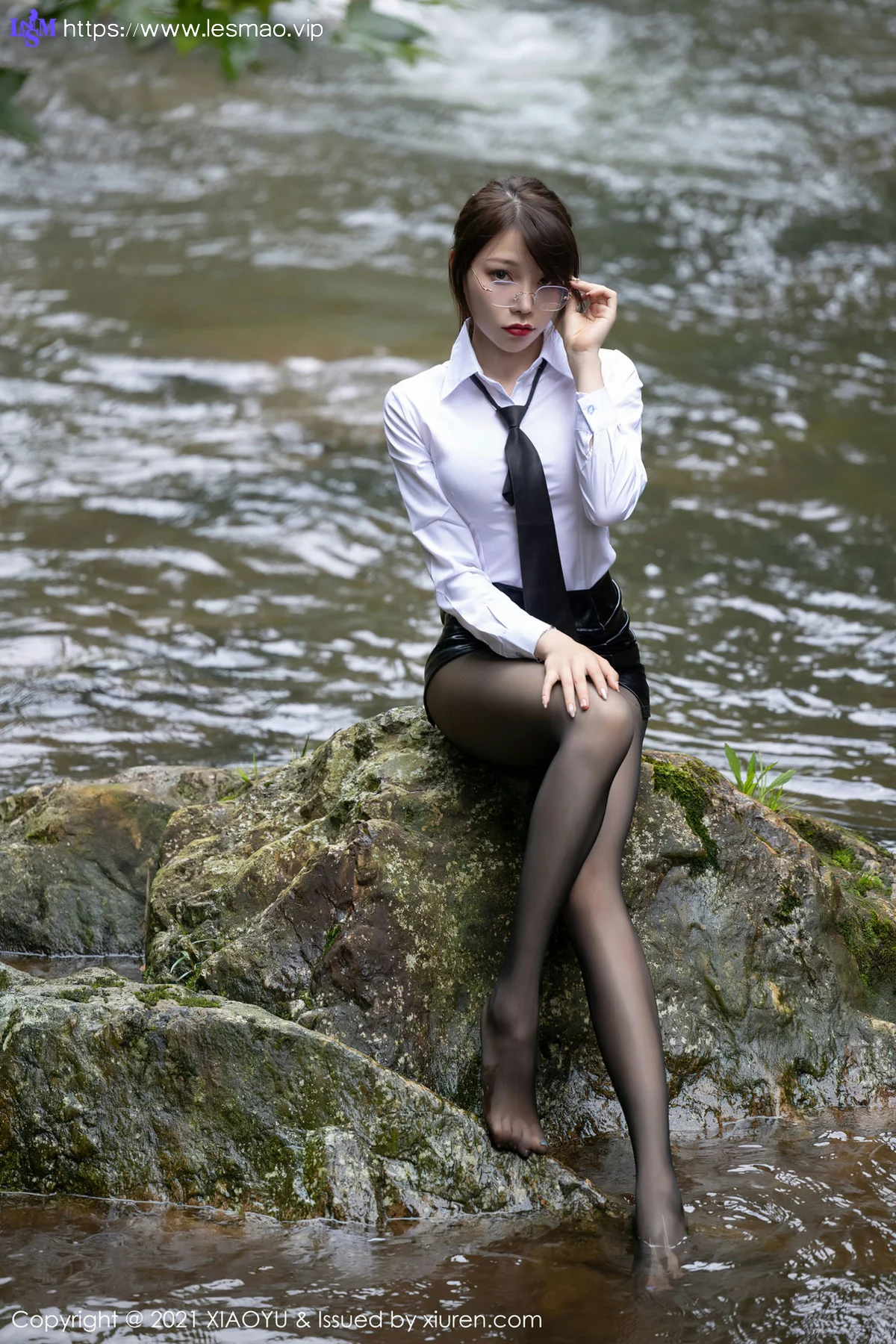XIAOYU  语画界 Vol.576 户外山涧戏水 芝芝Booty 性感写真11 - 48