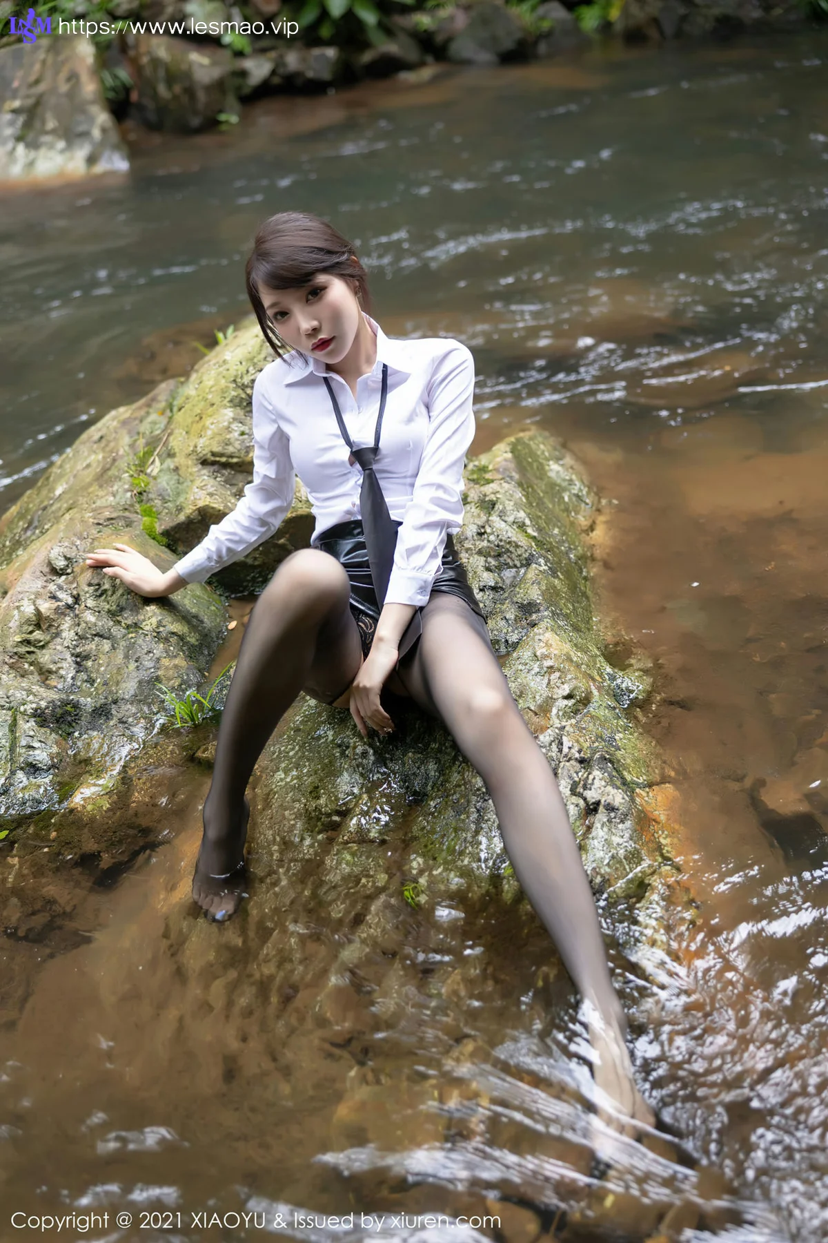 XIAOYU  语画界 Vol.576 户外山涧戏水 芝芝Booty 性感写真11 - 57