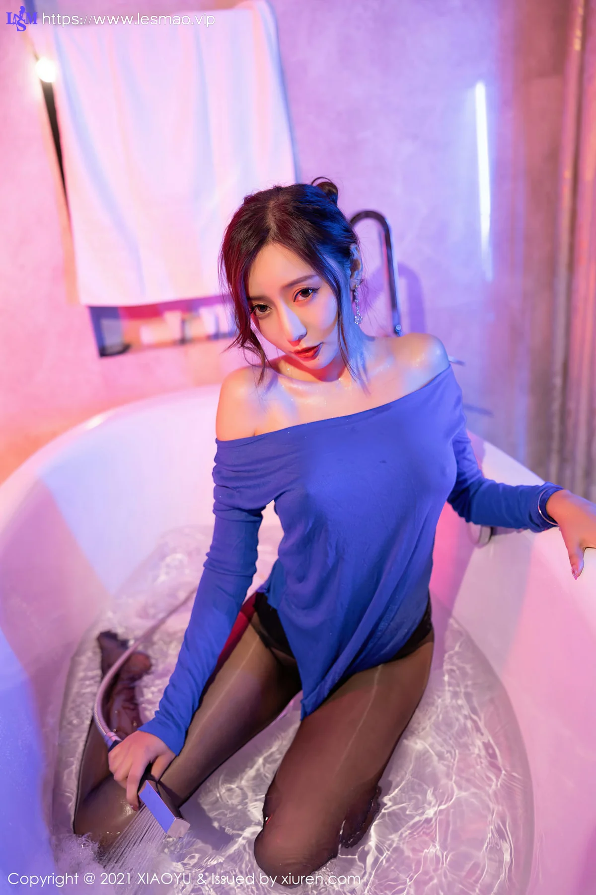 XIAOYU  语画界 Vol.579 轻薄湿身与极致黑丝 王馨瑶yanni 性感写真2 - 44