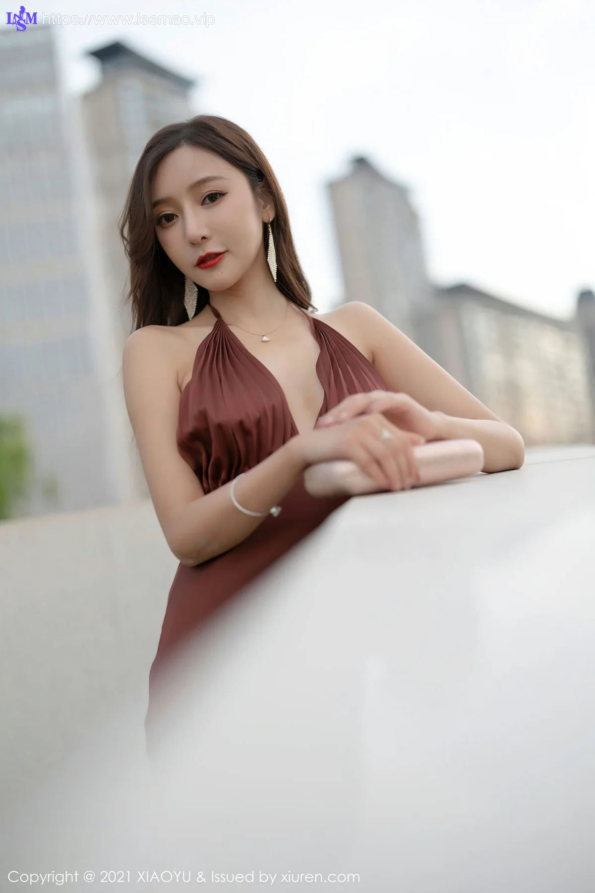 XIAOYU  语画界 Vol.590 香槟色吊裙 王馨瑶yanni 性感写真 - 19