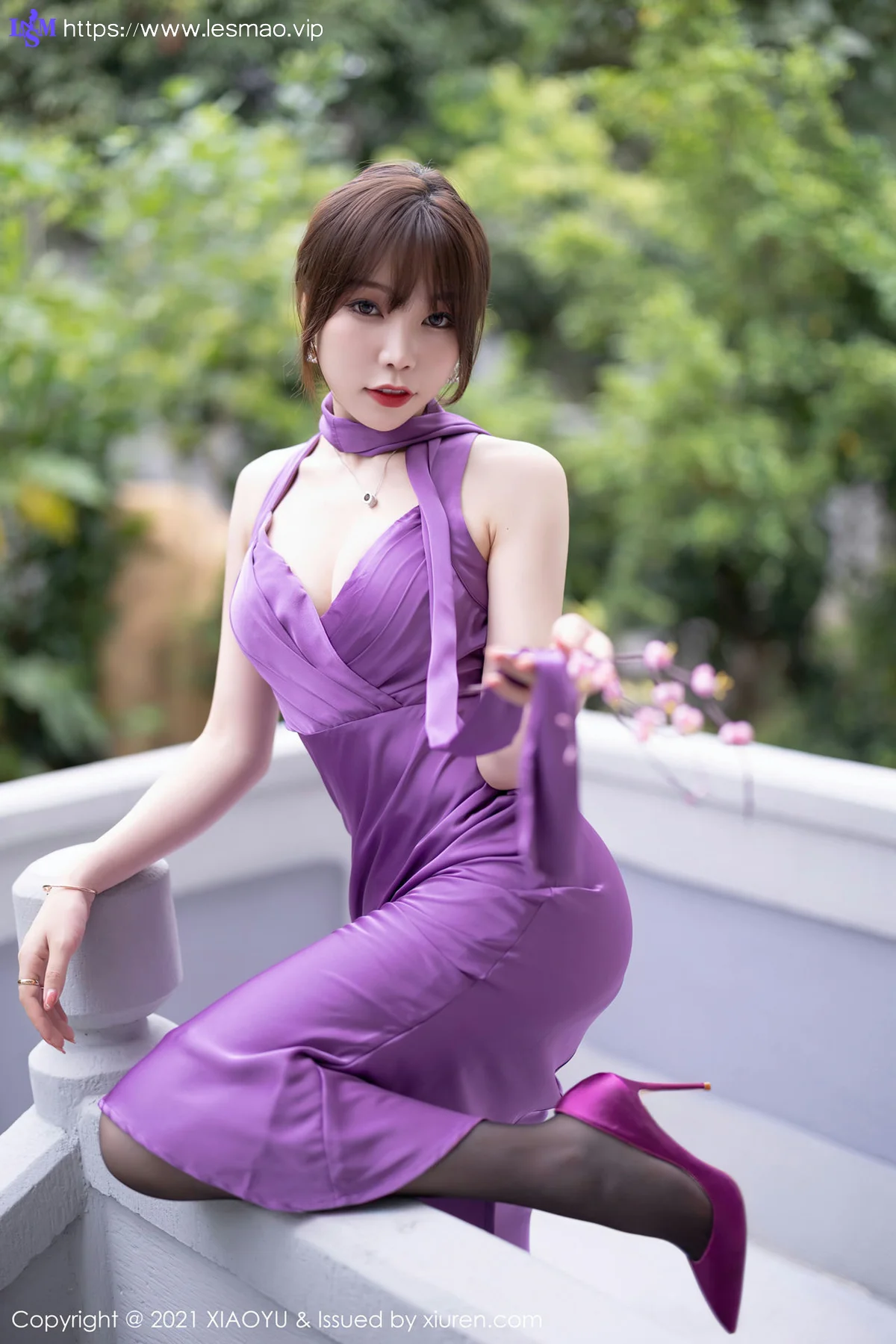 XIAOYU  语画界 Vol.634 灼灼其华  芝芝Booty 丝绸美裙写真11 - 19