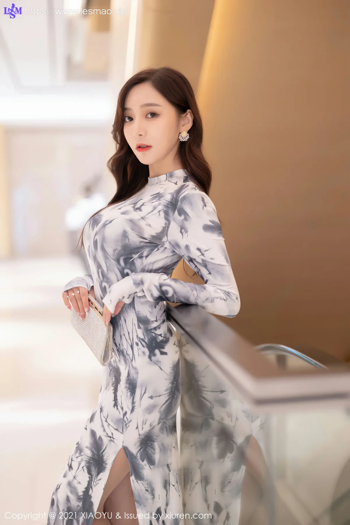 XIAOYU  语画界 Vol.652 长裙与朦胧丝袜 王馨瑶yanni 性感写真1 - 11