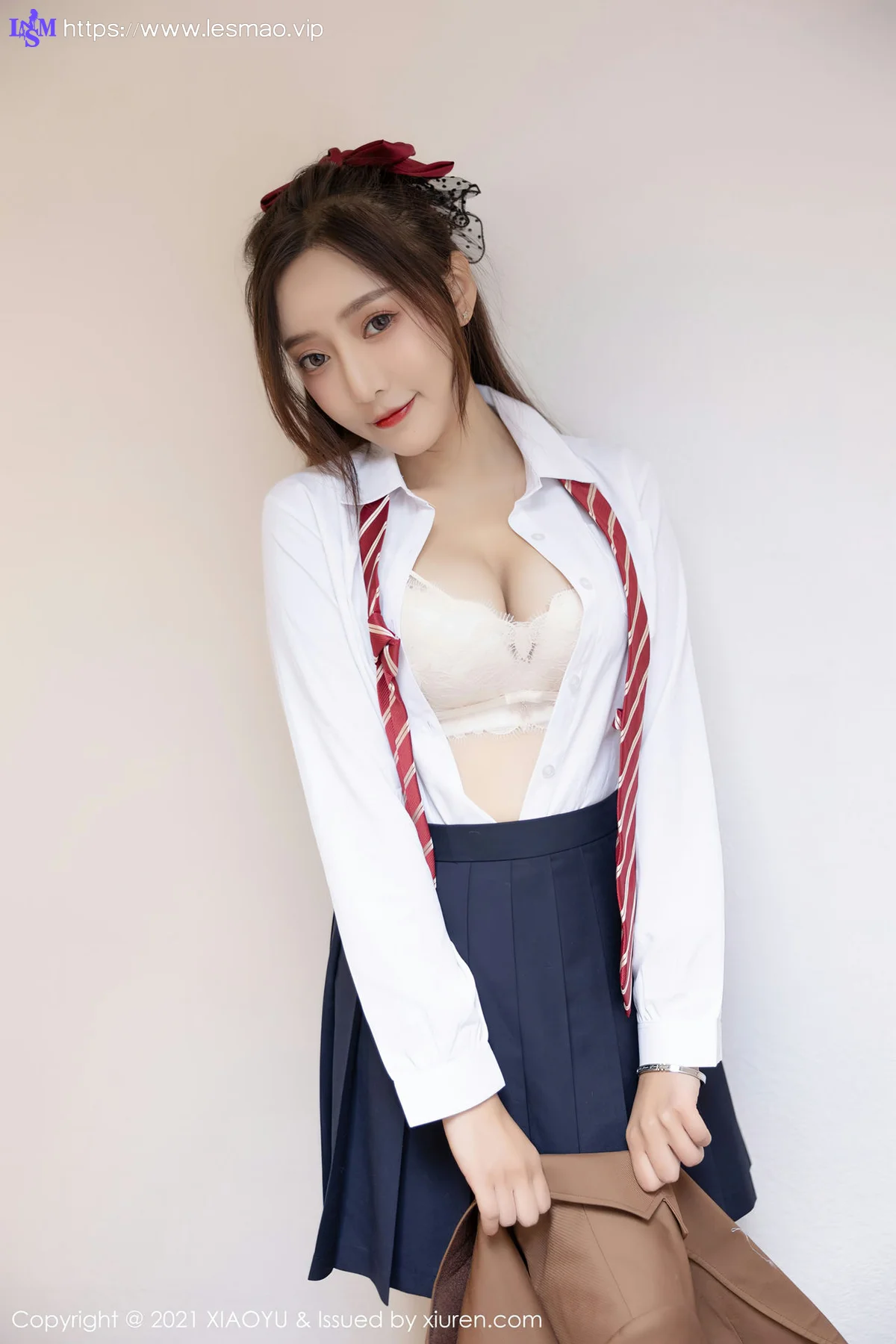 XIAOYU  语画界 Vol.685 jk制服 王馨瑶yanni 黑丝写真1 - 32