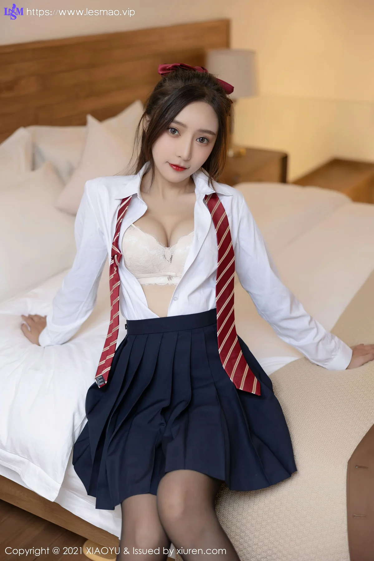 XIAOYU  语画界 Vol.685 jk制服 王馨瑶yanni 黑丝写真1 - 34