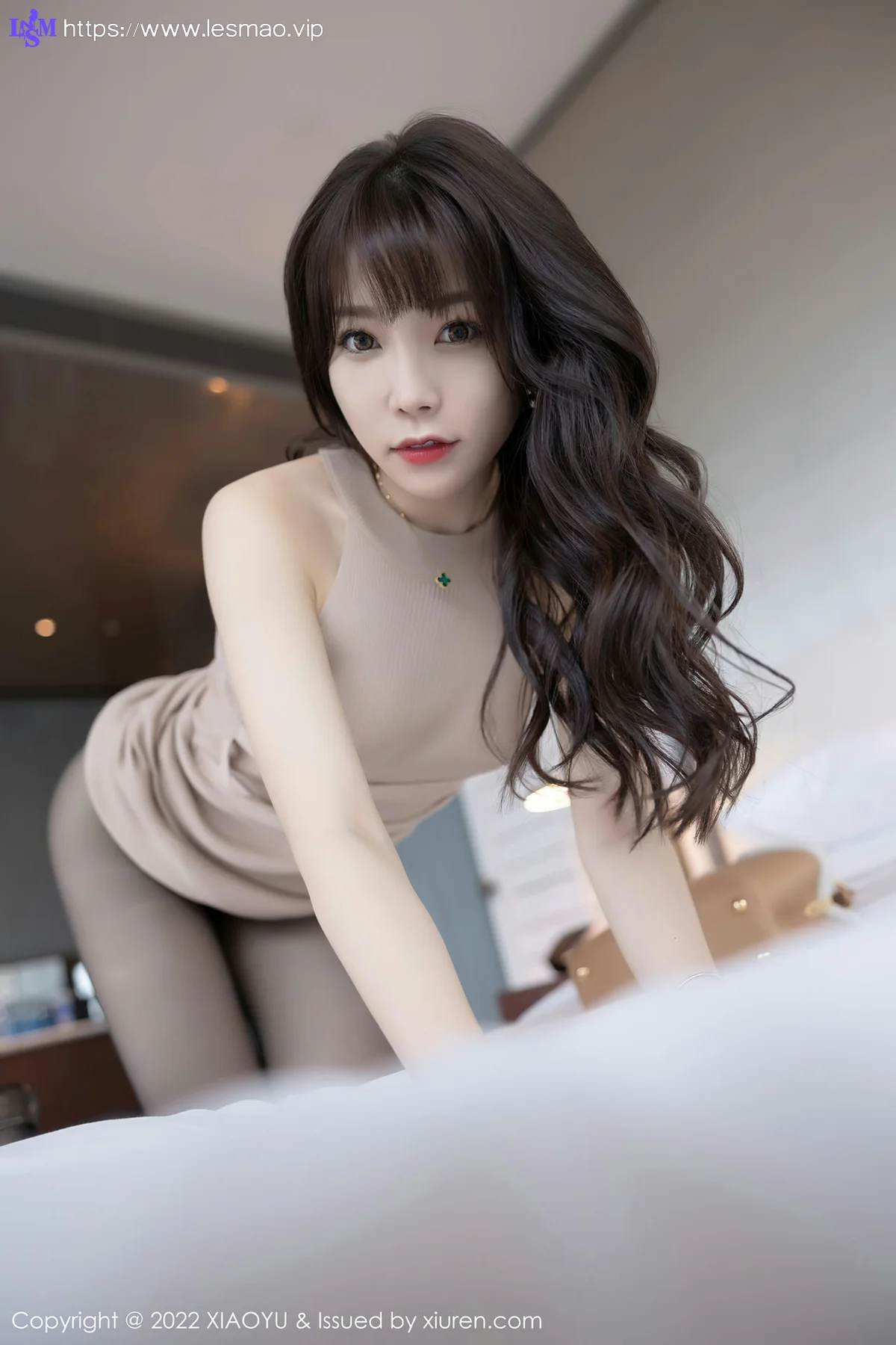 XIAOYU  语画界 Vol.689 酒店场景黑丝 芝芝Booty 私房写真11 - 39