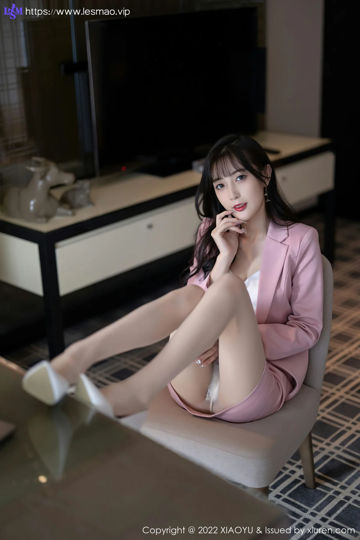 XIAOYU  语画界 Vol.815  粉色职业装 林星阑 性感写真1 - 24
