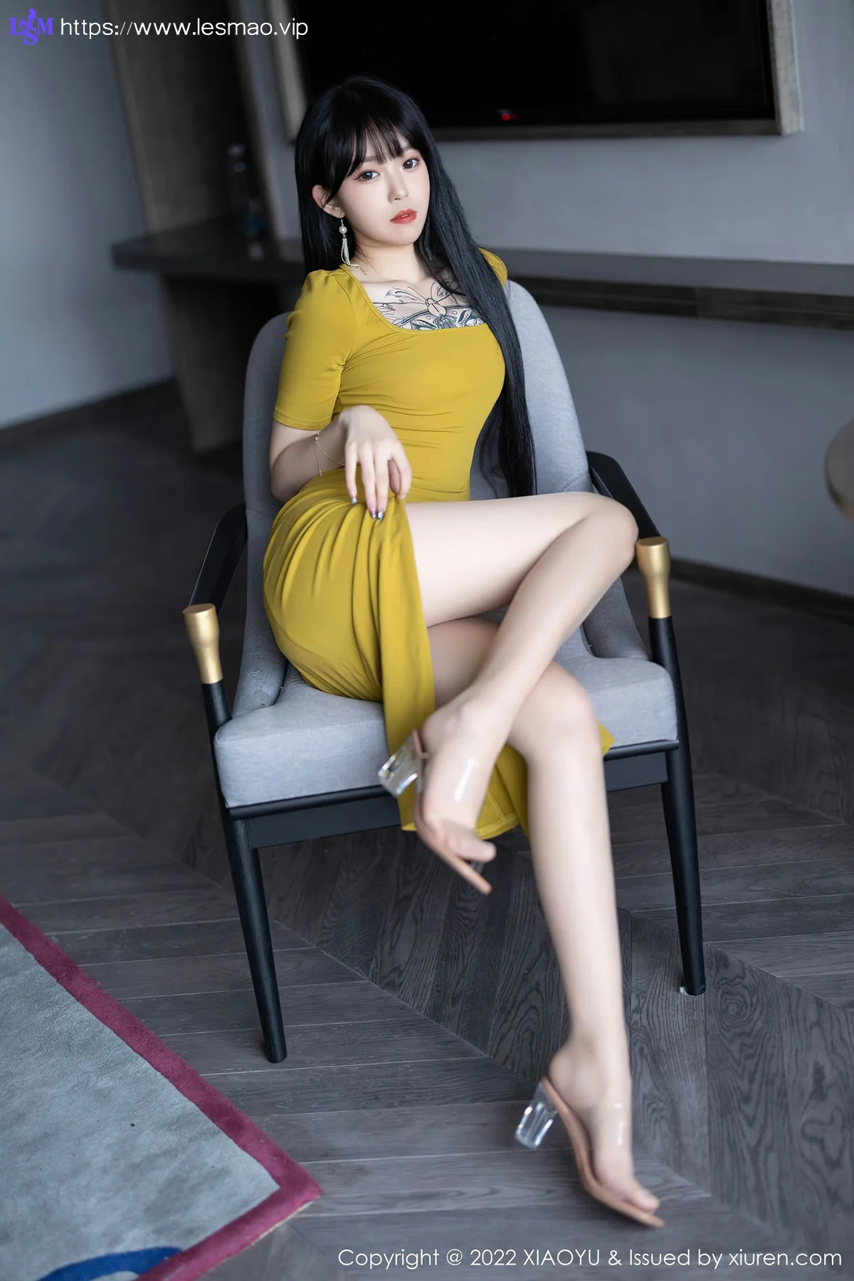 XIAOYU  语画界 Vol.829  白色丝袜 奶瓶. 性感写真1 - 13