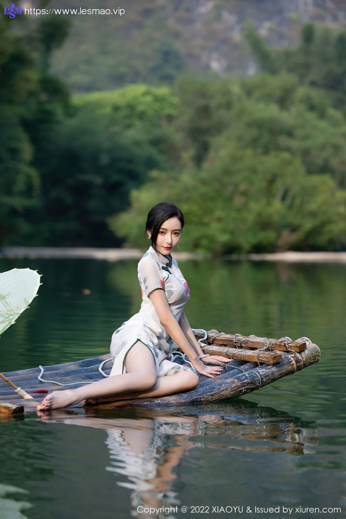 XIAOYU  语画界 Vol.872  王馨瑶yanni 图案旗袍杭州旅拍11 - 12