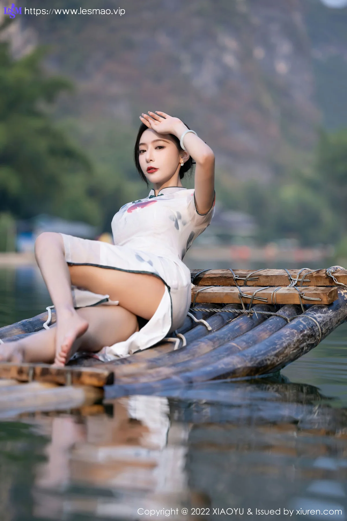 XIAOYU  语画界 Vol.872  王馨瑶yanni 图案旗袍杭州旅拍11 - 13