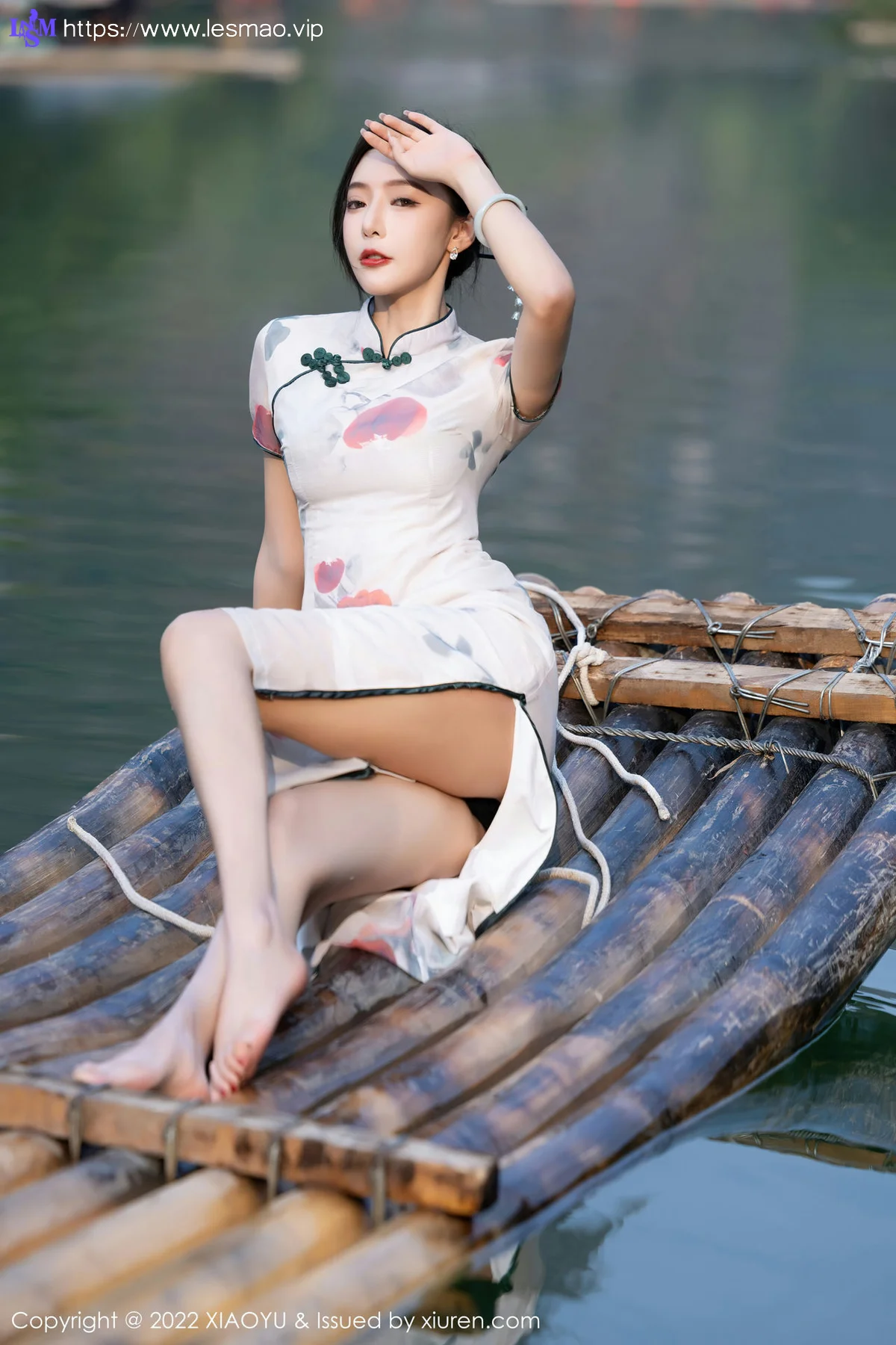 XIAOYU  语画界 Vol.872  王馨瑶yanni 图案旗袍杭州旅拍11 - 14