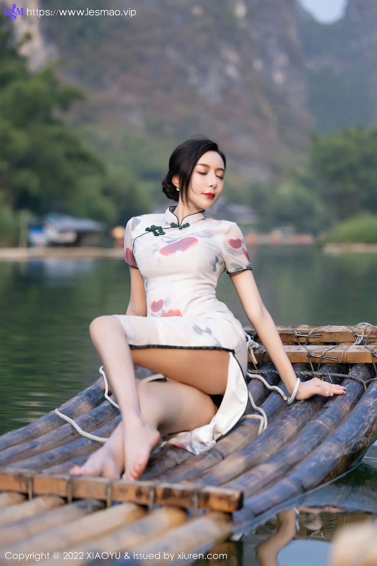 XIAOYU  语画界 Vol.872  王馨瑶yanni 图案旗袍杭州旅拍11 - 15