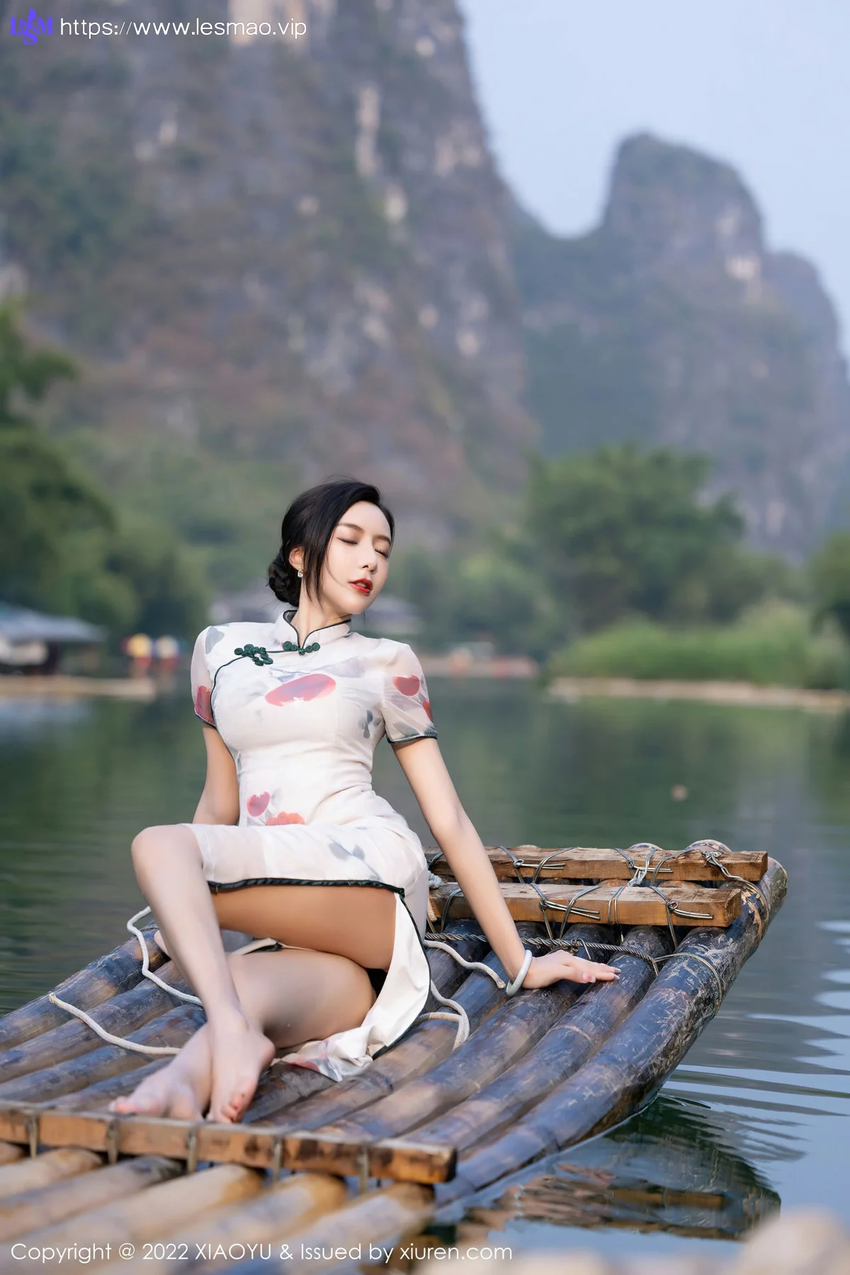 XIAOYU  语画界 Vol.872  王馨瑶yanni 图案旗袍杭州旅拍11 - 16