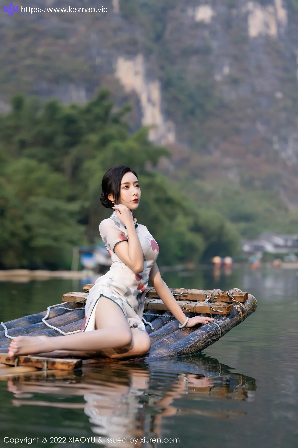 XIAOYU  语画界 Vol.872  王馨瑶yanni 图案旗袍杭州旅拍11 - 18