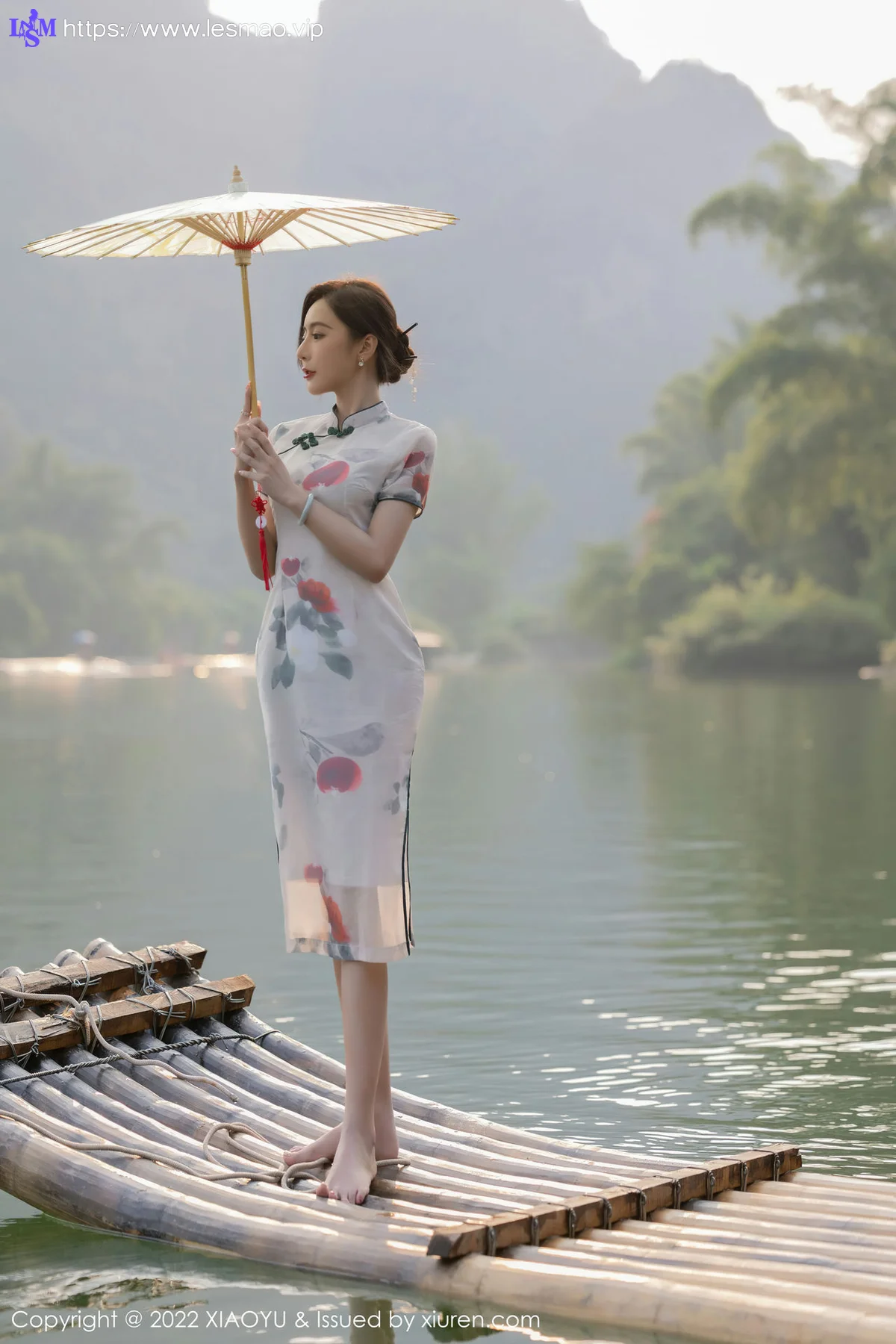 XIAOYU  语画界 Vol.872  王馨瑶yanni 图案旗袍杭州旅拍11 - 19
