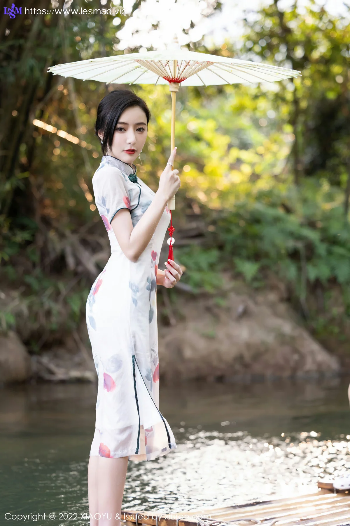 XIAOYU  语画界 Vol.872  王馨瑶yanni 图案旗袍杭州旅拍11 - 24