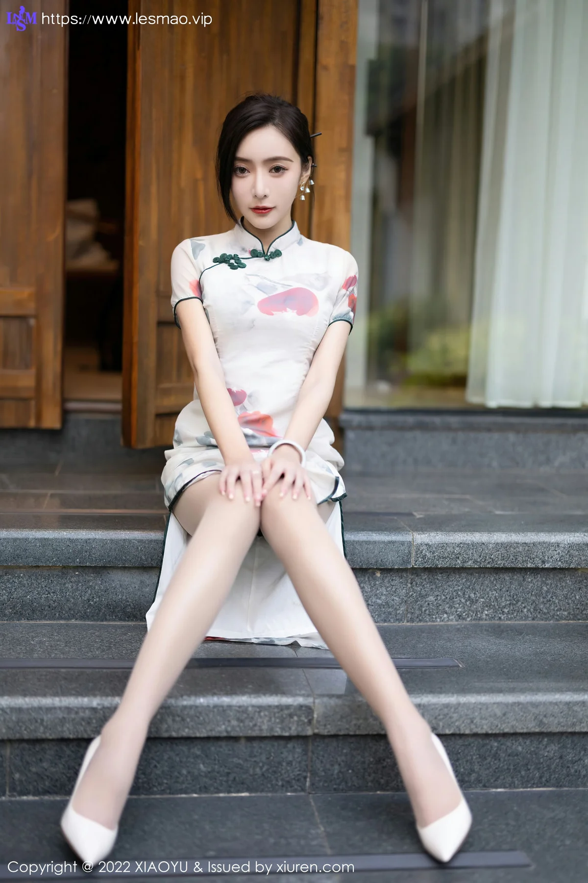XIAOYU  语画界 Vol.872  王馨瑶yanni 图案旗袍杭州旅拍11 - 28