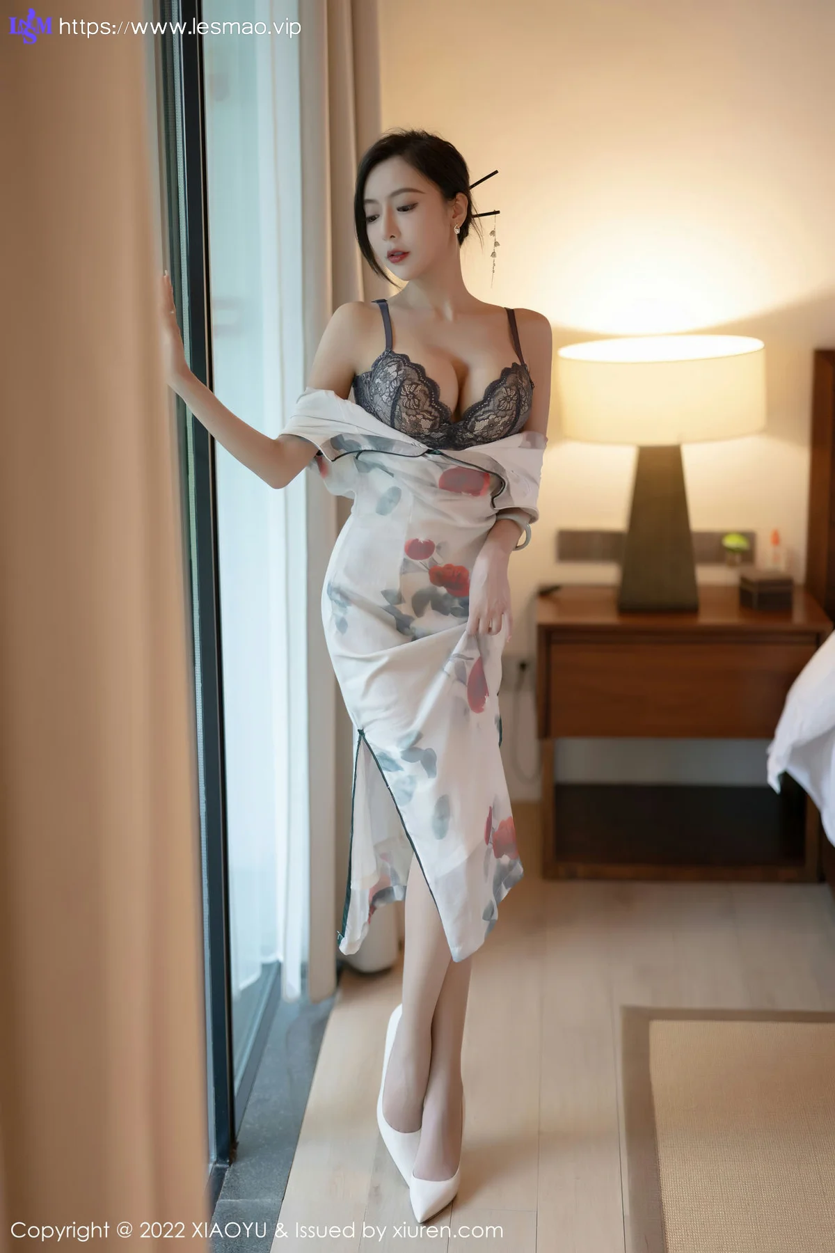 XIAOYU  语画界 Vol.872  王馨瑶yanni 图案旗袍杭州旅拍11 - 37
