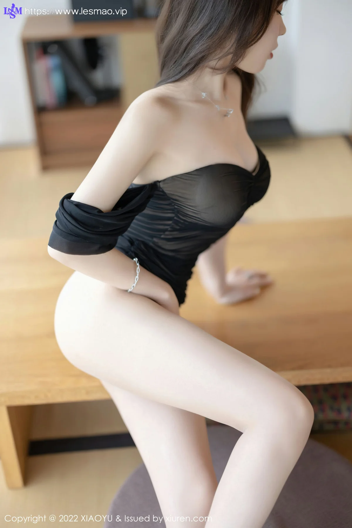 XIAOYU  语画界 Vol.888  徐莉芝Booty 原色丝袜轻透服饰杭州旅拍 - 30