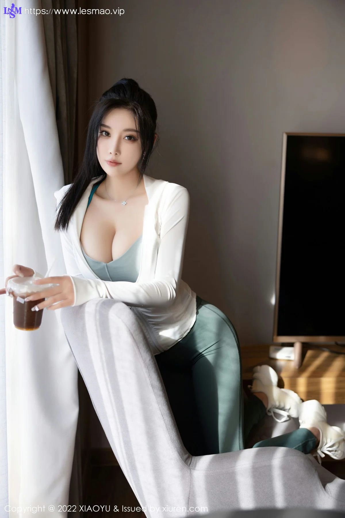 XIAOYU  语画界 Vol.892  杨晨晨Yome 丰盈美胸妩媚动人杭州旅拍1 - 32