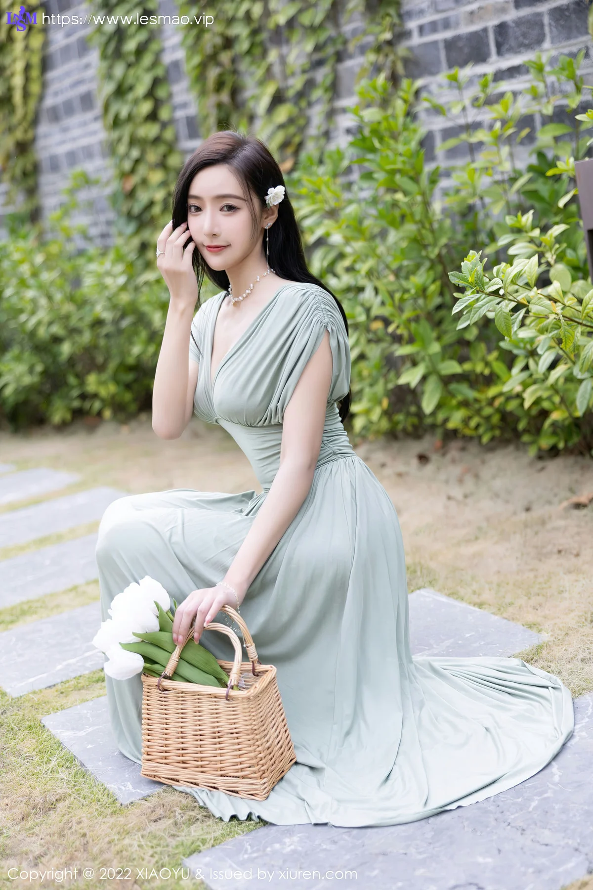 XIAOYU  语画界 Vol.896  王馨瑶yanni 白色比基尼杭州旅拍1 - 6