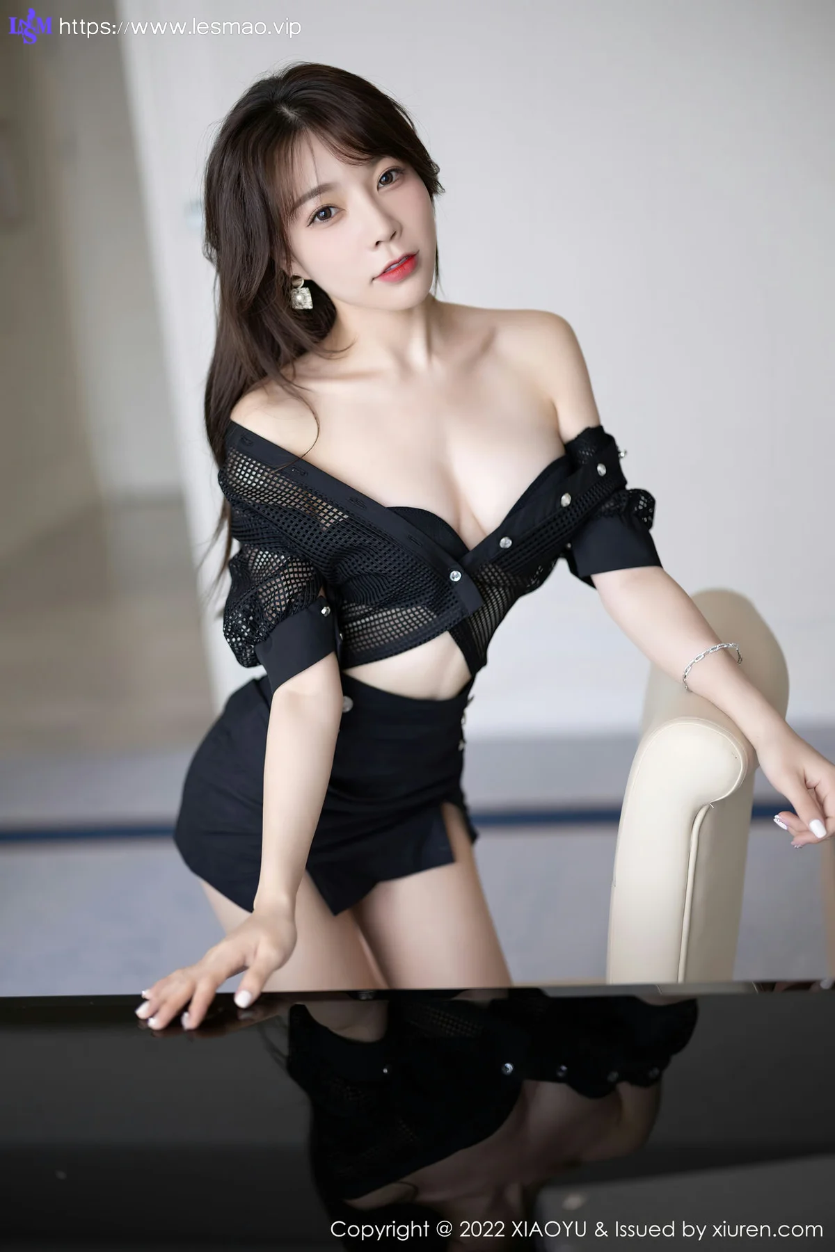 XIAOYU  语画界 Vol.898  徐莉芝Booty 黑色轻透上衣杭州旅拍22 - 35