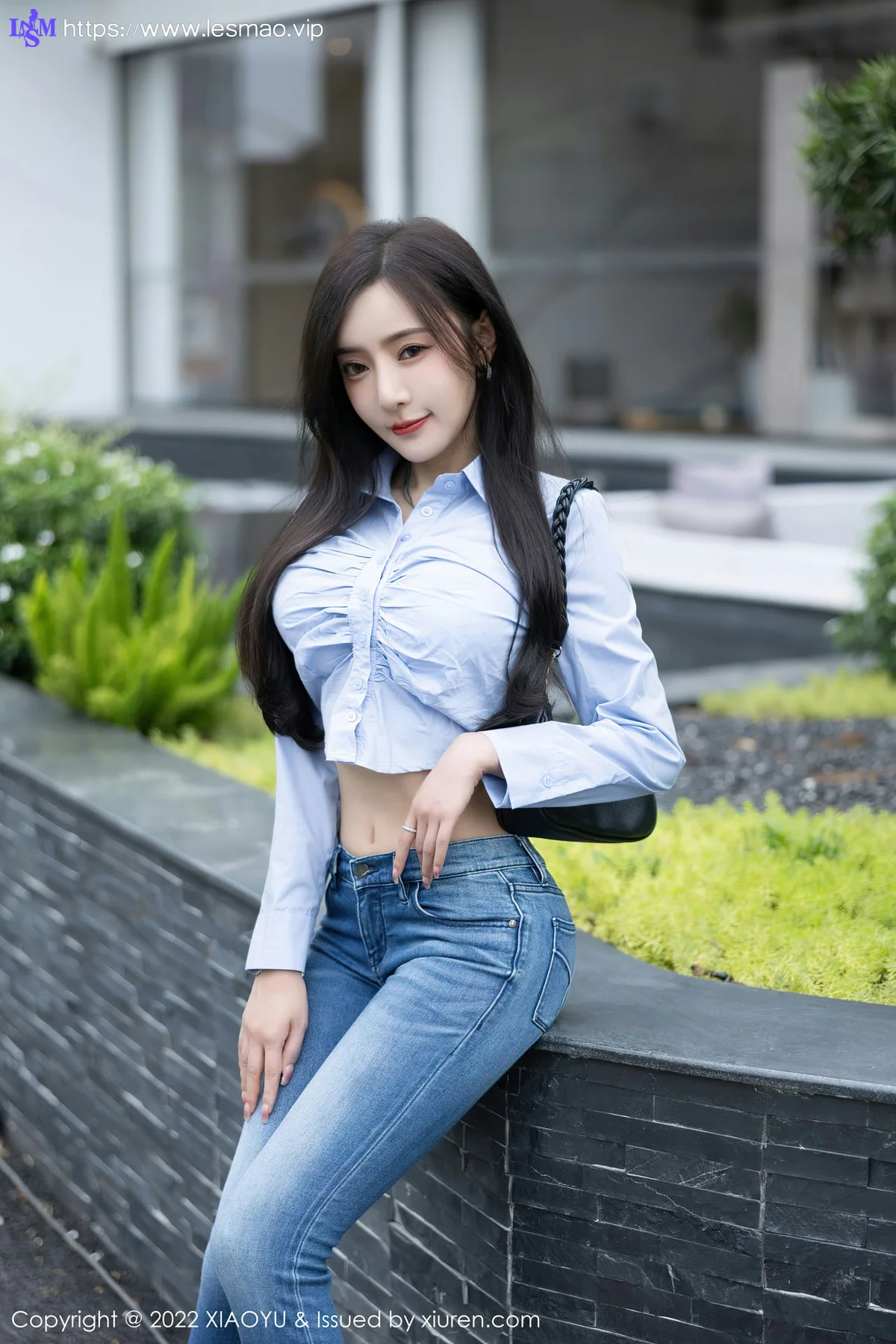 XIAOYU  语画界 Vol.904  王馨瑶yanni 原色丝袜杭州旅拍 - 11