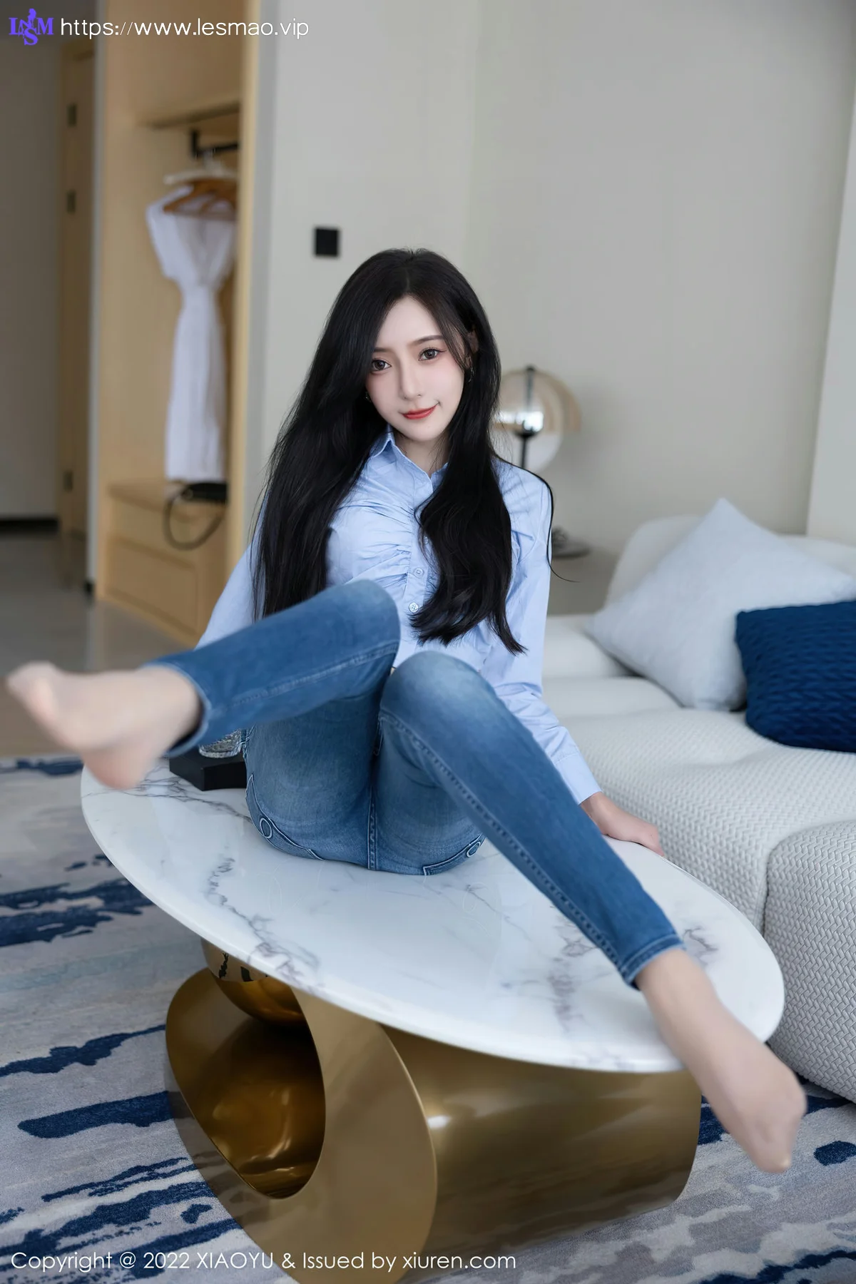 XIAOYU  语画界 Vol.904  王馨瑶yanni 原色丝袜杭州旅拍 - 32
