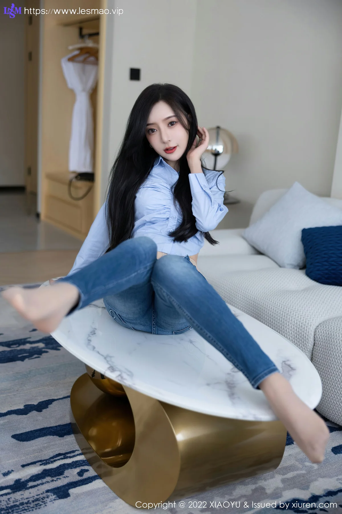 XIAOYU  语画界 Vol.904  王馨瑶yanni 原色丝袜杭州旅拍 - 33