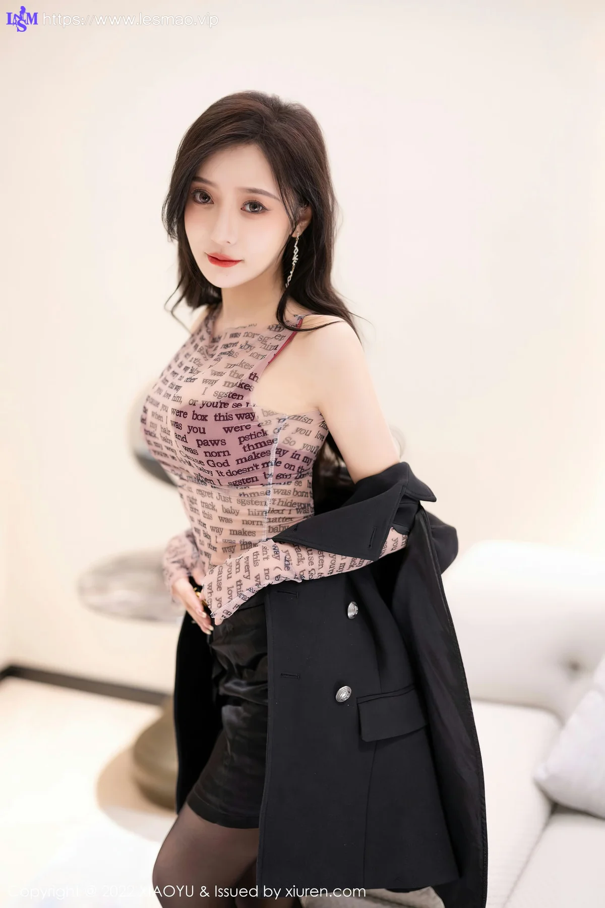 XIAOYU  语画界 Vol.916  王馨瑶yanni 性感魅惑黑丝 - 26