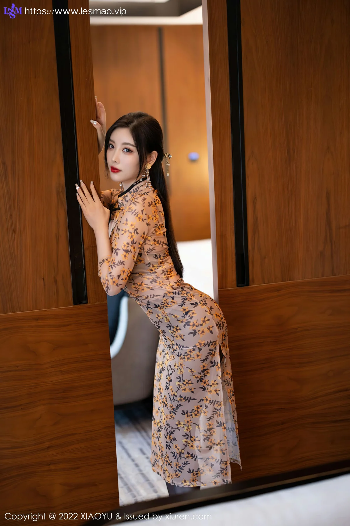 XIAOYU  语画界 Vol.927  杨晨晨Yome 轻透旗袍杭州旅拍 - 26