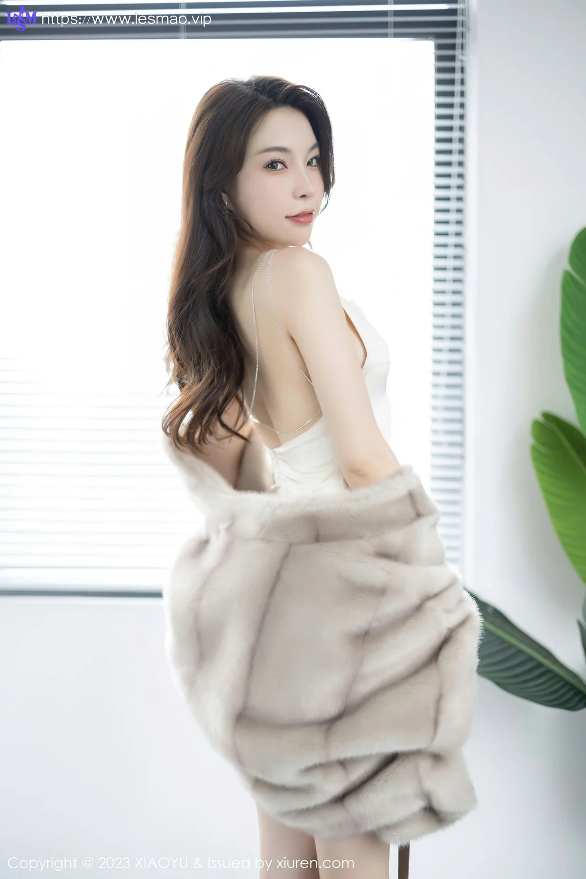 XIAOYU  语画界 Vol.960  徐莉芝Booty 吊带短裙写真 - 13