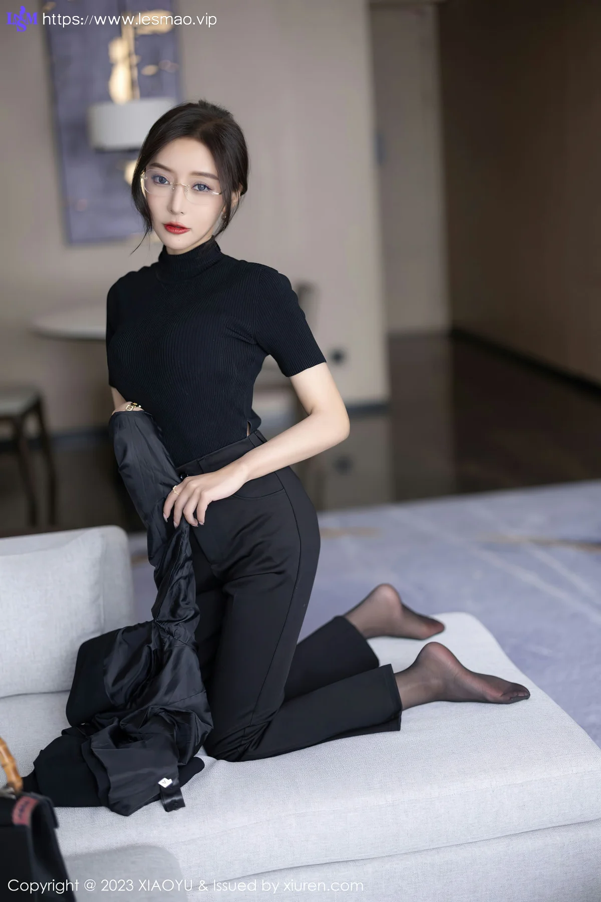XIAOYU  语画界 Vol.974  王馨瑶yanni 黑色制服Ol性感写真11 - 38