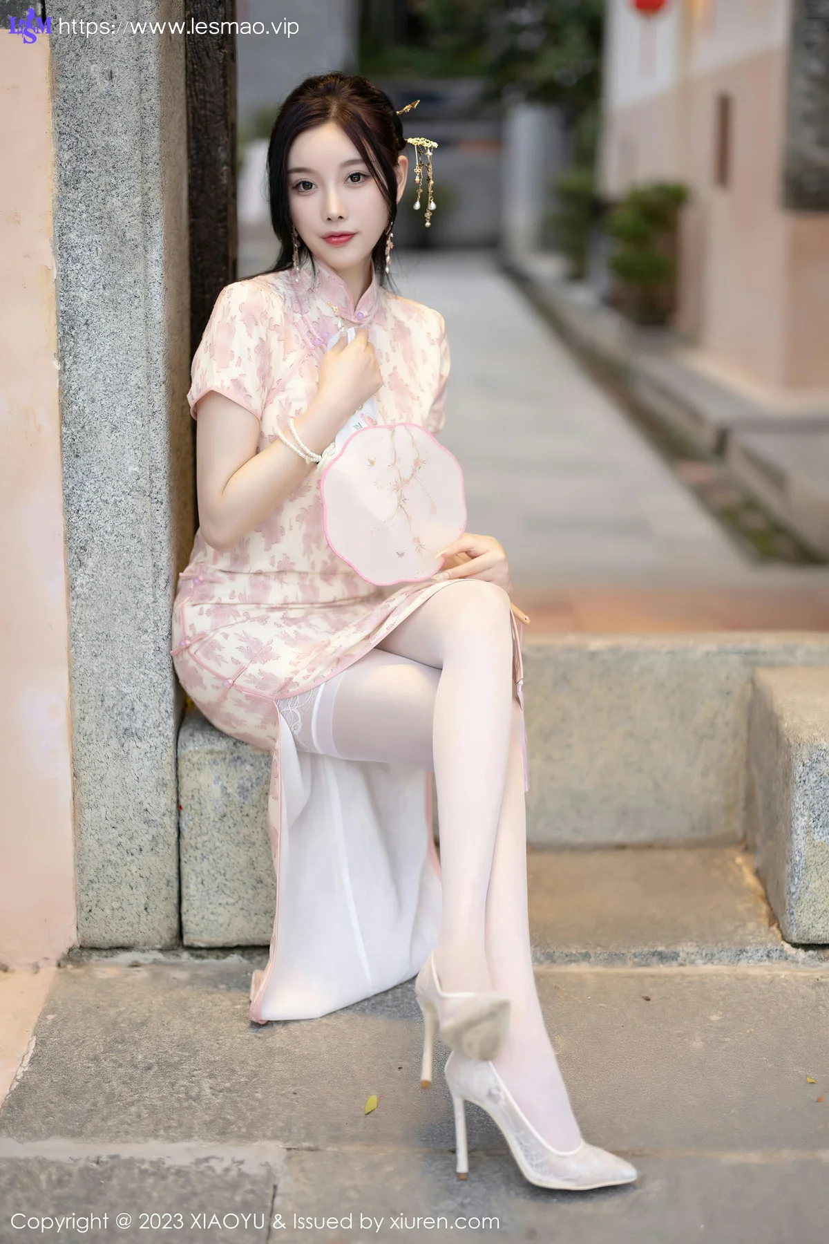 XIAOYU  语画界 Vol.993  杨晨晨Yome 浅色旗袍写真1 - 11