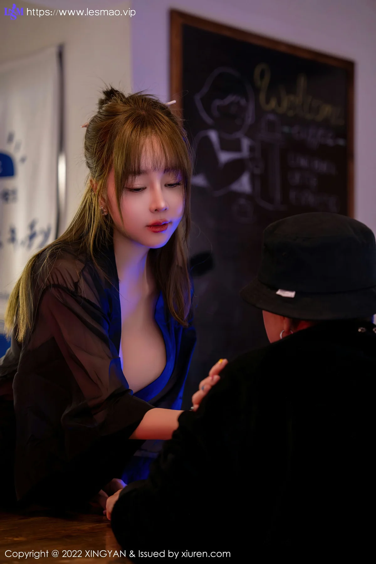 XINGYAN 星颜社 Vol.163 王雨纯 酒馆喝酒主题拍摄性感写真 - 50