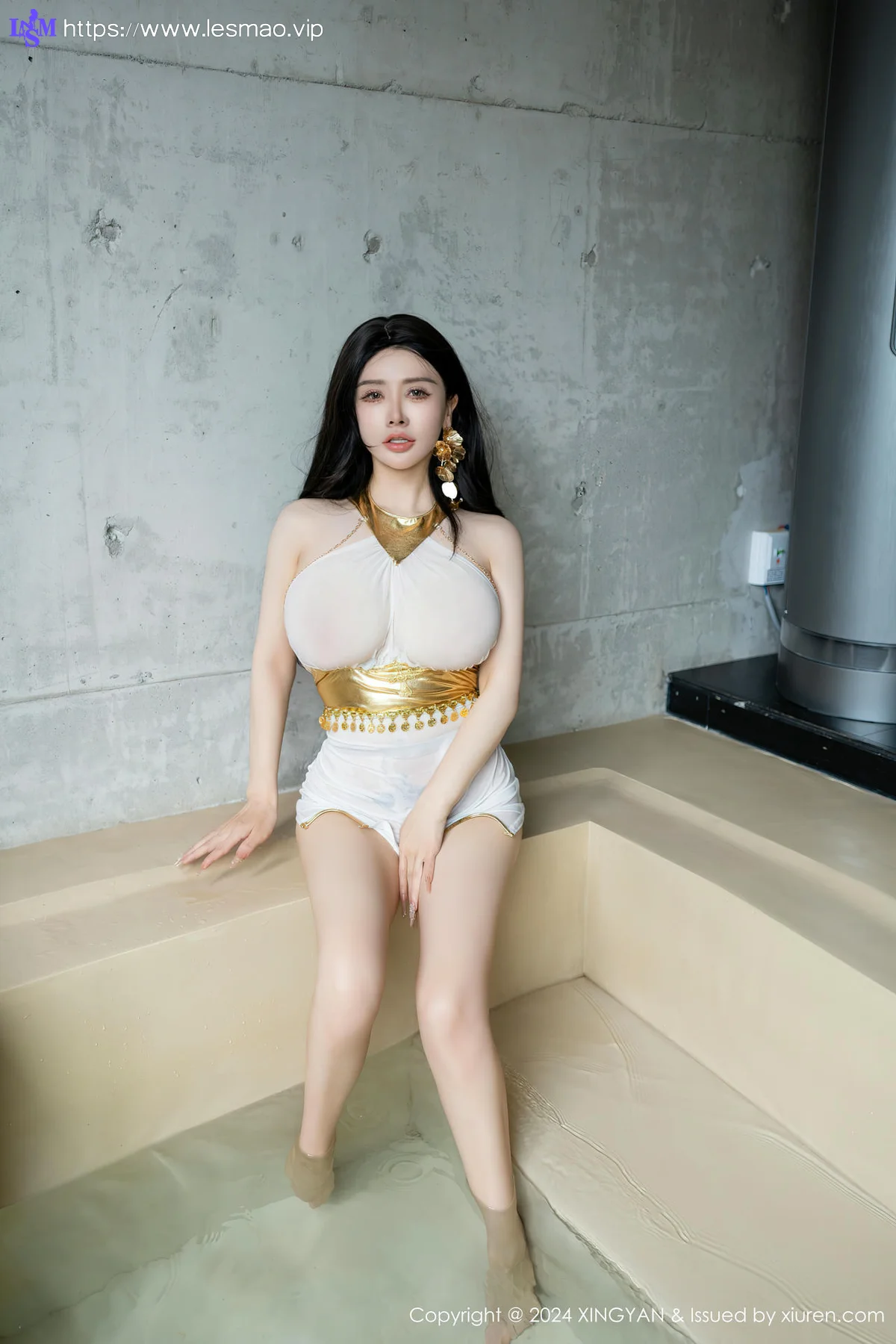 XINGYAN 星颜社 Vol.238 潘思沁 白色连衣短裙性感写真11 - 36