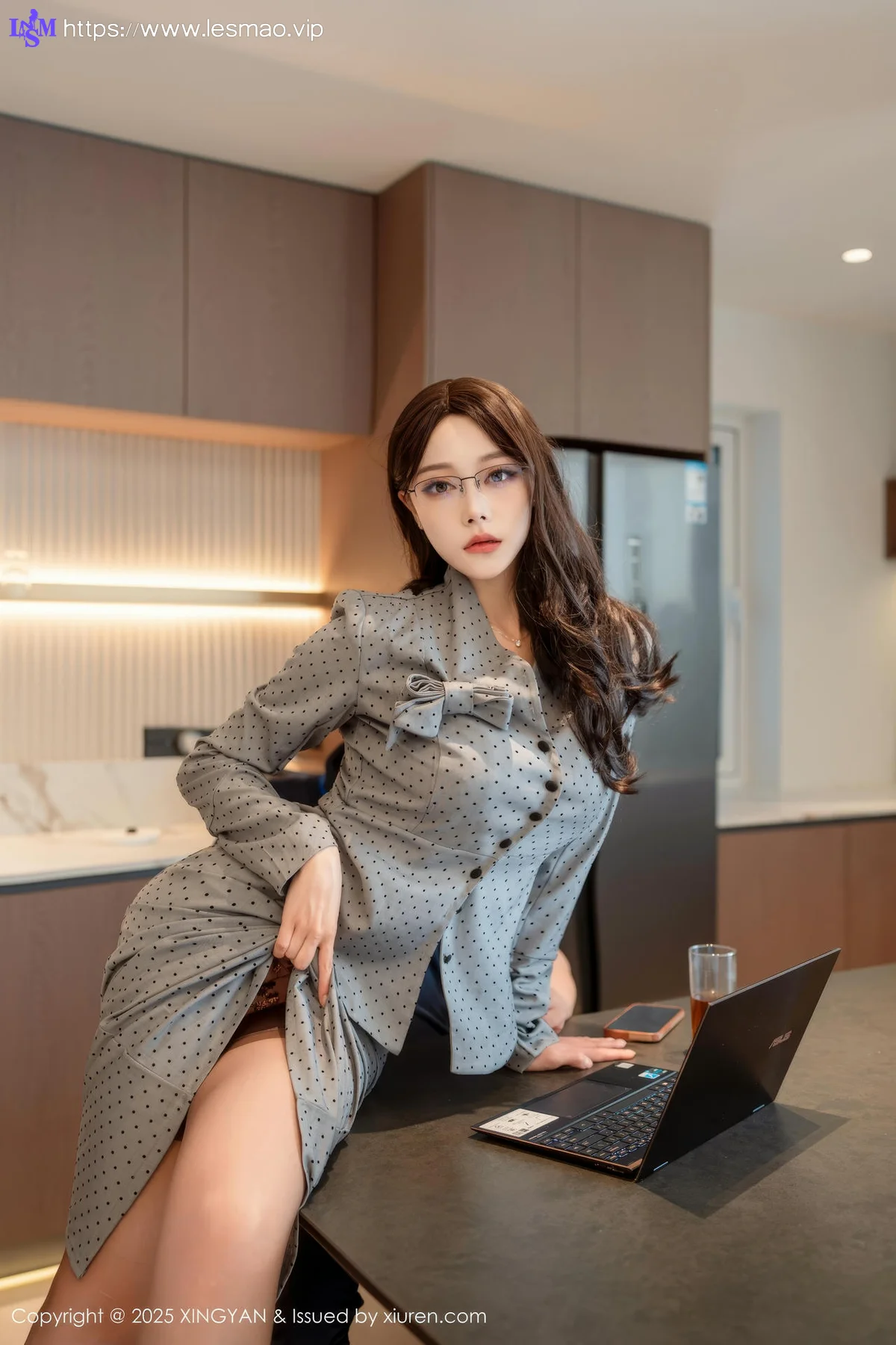 XINGYAN 星颜社 Vol.348 清妙 灰色OL服饰魅惑黑丝 - 16