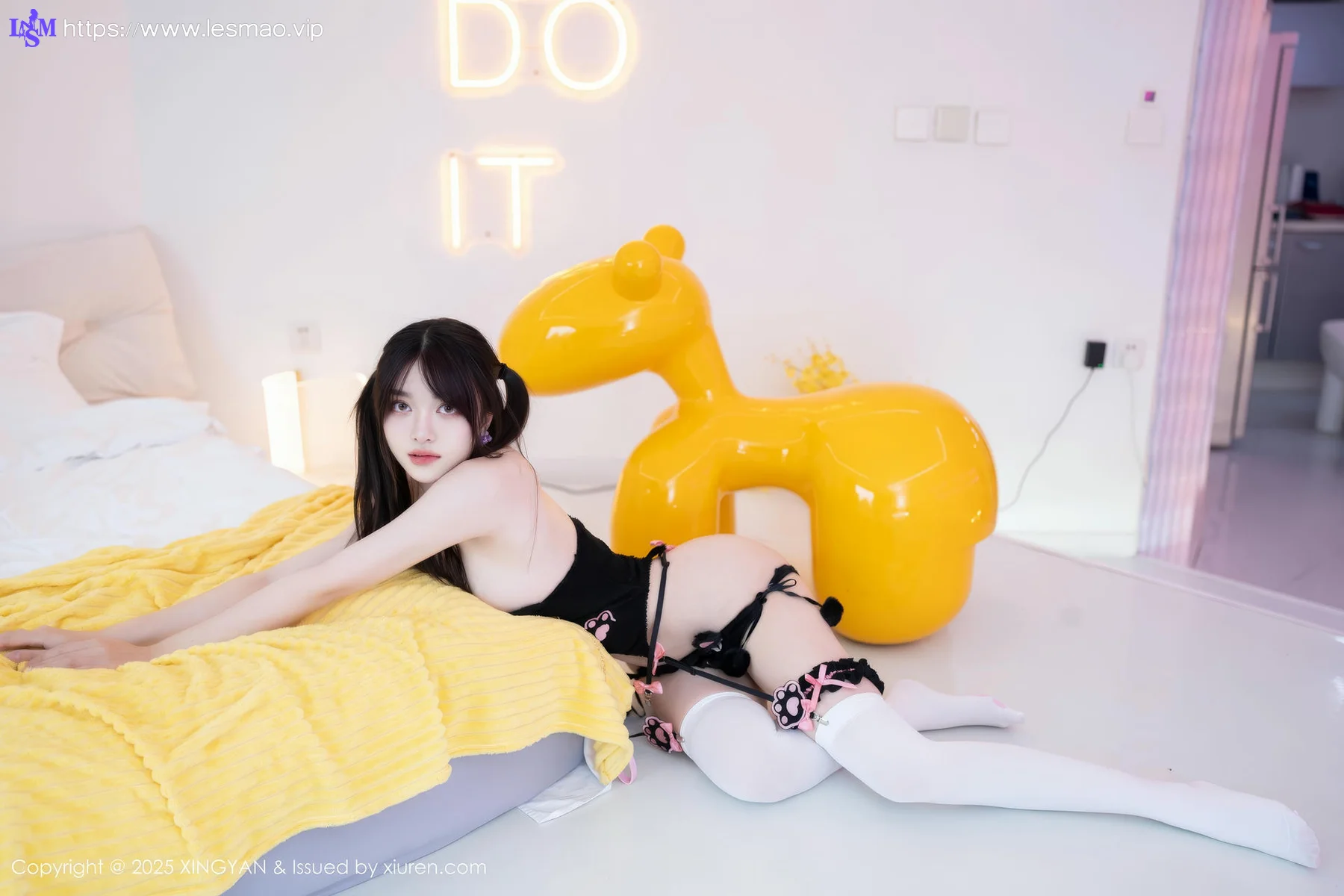 XINGYAN 星颜社 Vol.349 白露lulu 黑色情趣内衣白丝 - 24