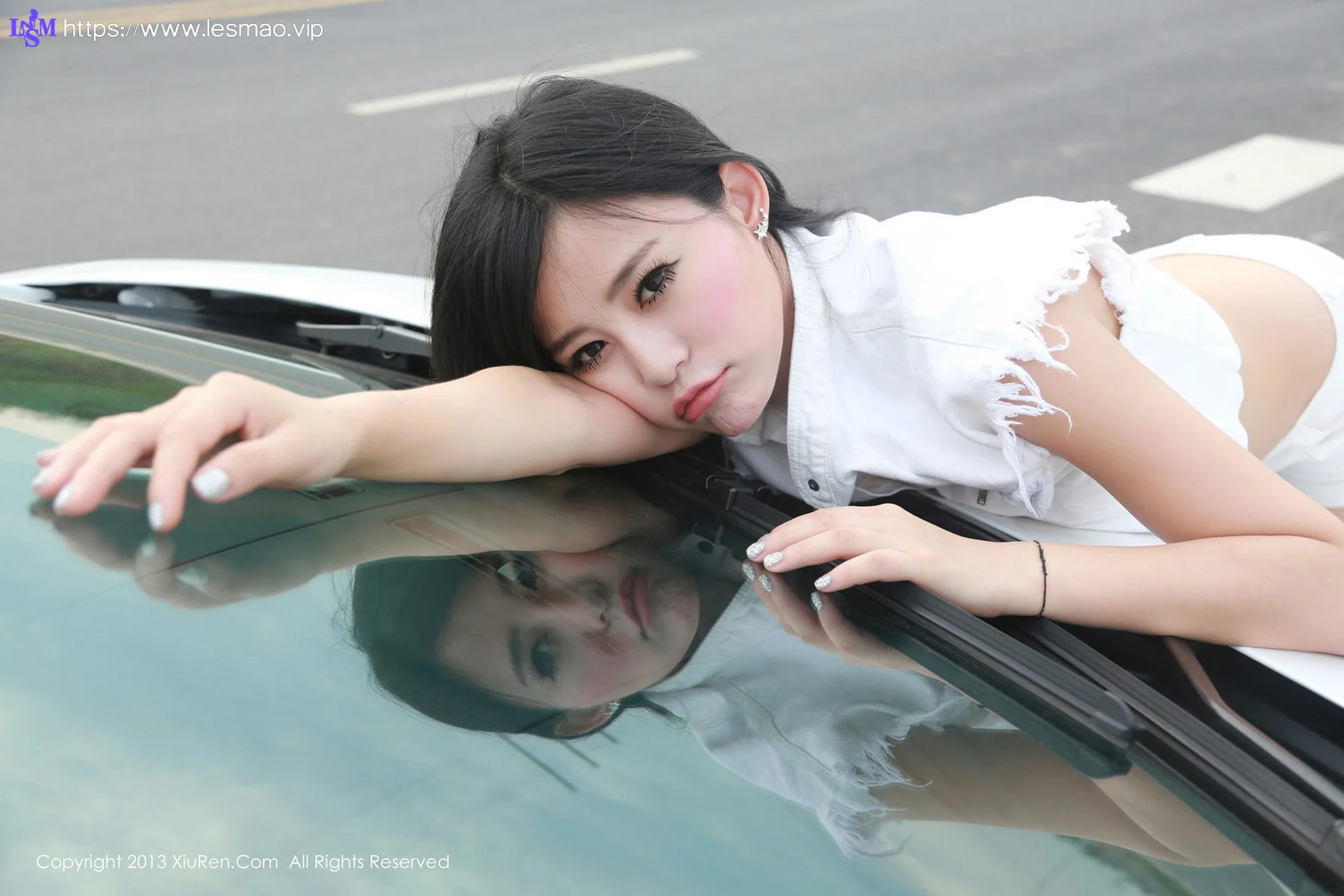 XiuRen 秀人 No.027 易欣viya 103P/119M - 11