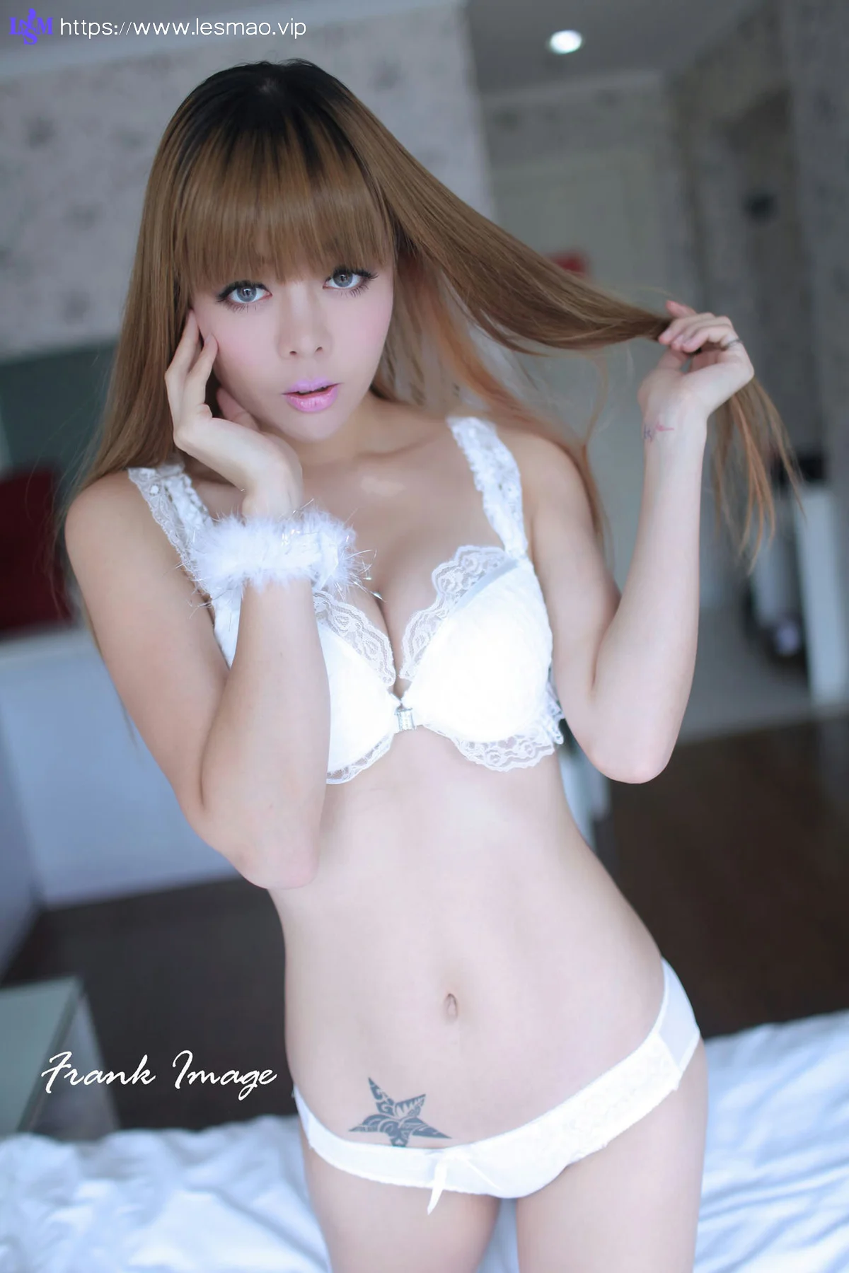 XiuRen 秀人 No.030 杜viki 69P/21.9M - 54