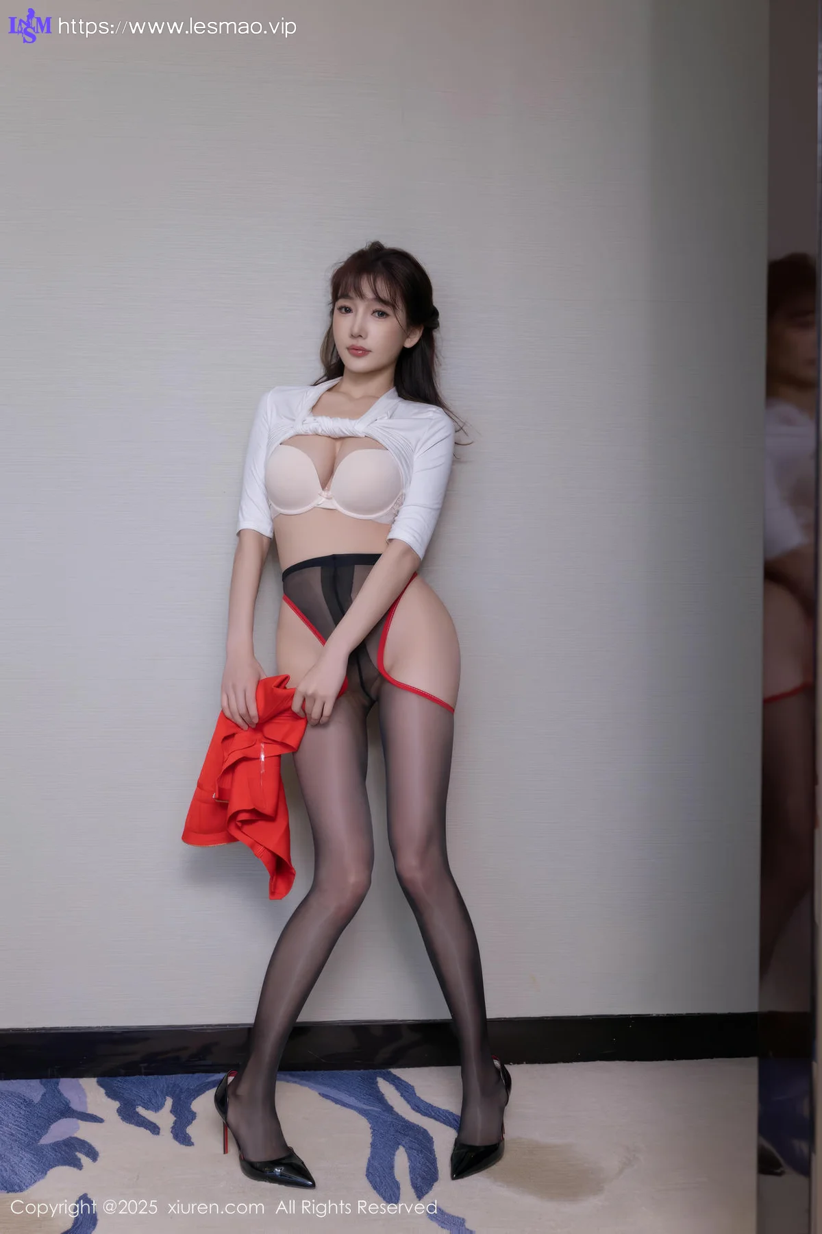 XiuRen 秀人 No.10014 陆萱萱 女神黑丝美腿 - 44