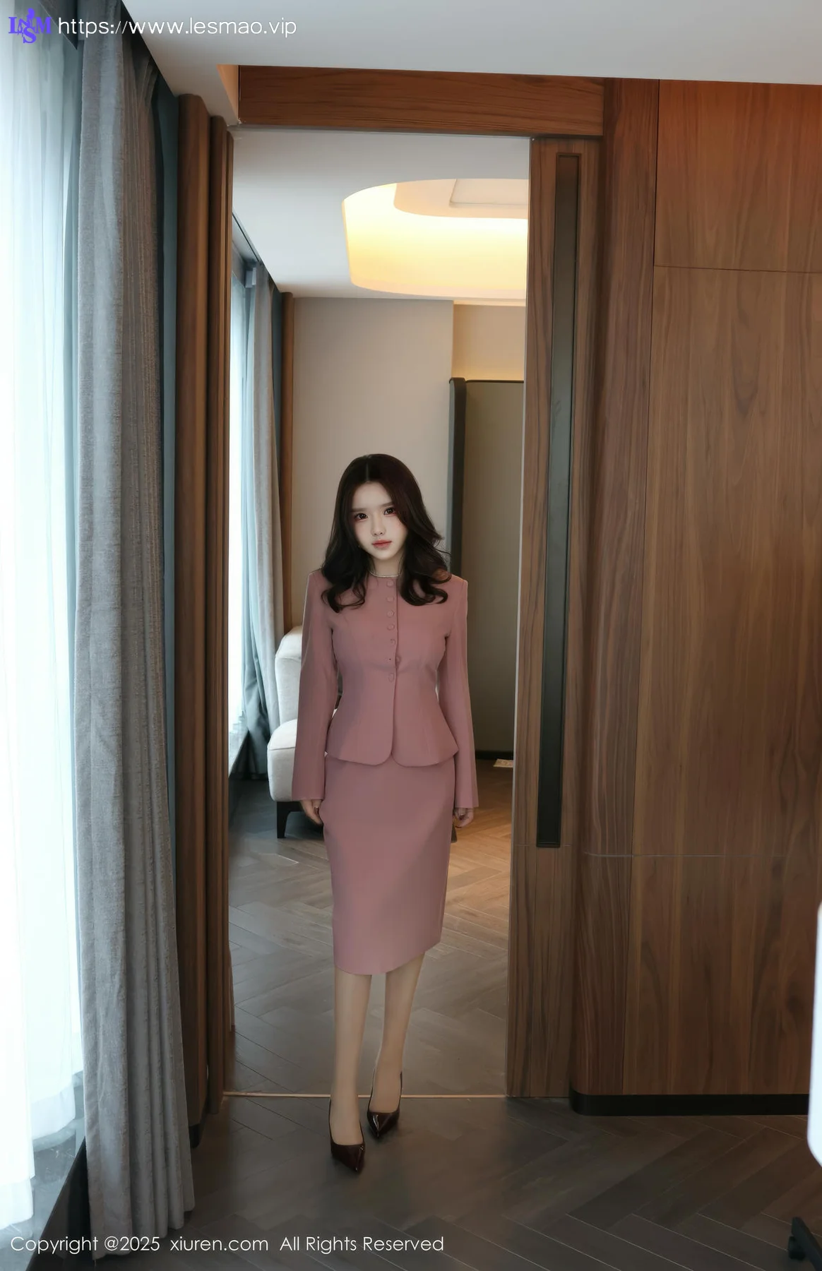 XiuRen 秀人 No.10020 小薯条nienie 蕾丝翘臀玉体 - 46