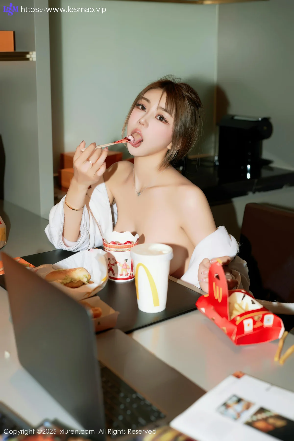 XiuRen 秀人 No.10072 Zoe柚柚 外卖诱惑玉体萝莉 - 33