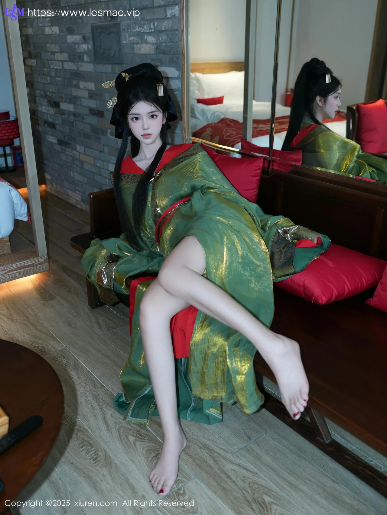 XiuRen 秀人 No.10126 雪糕CiCi 古装制服玉体户外 - 13