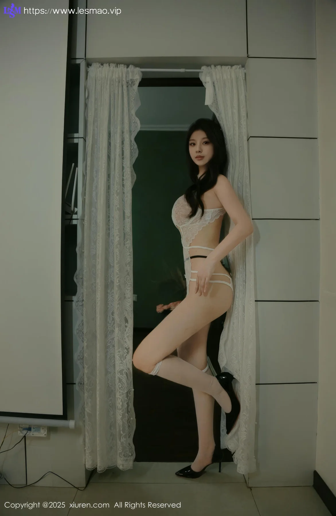 XiuRen 秀人 No.10137 小芭乐 透视情趣连体衣 - 31