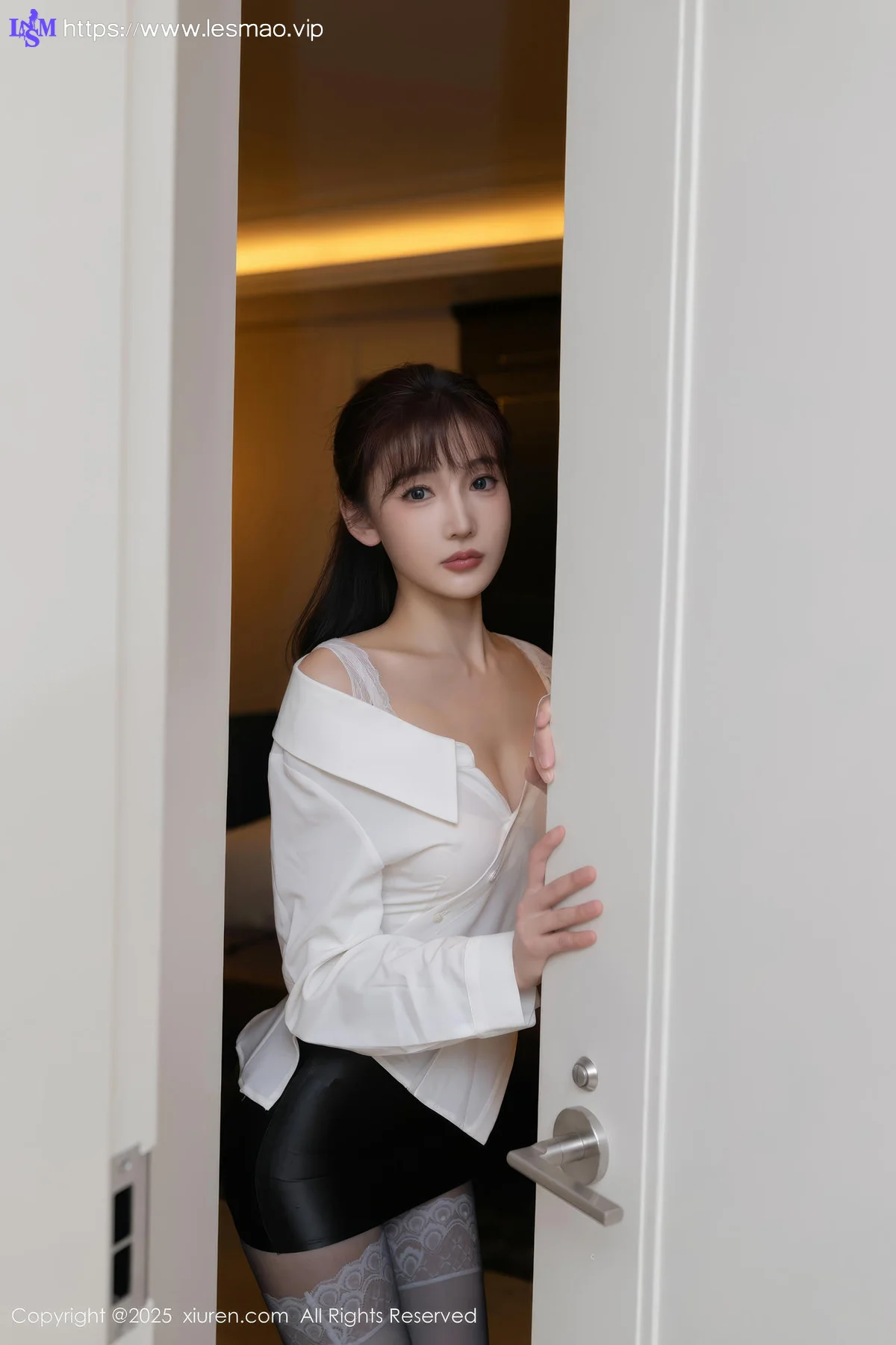 XiuRen 秀人 No.10166 陆萱萱 白色衬衫黑丝， - 12