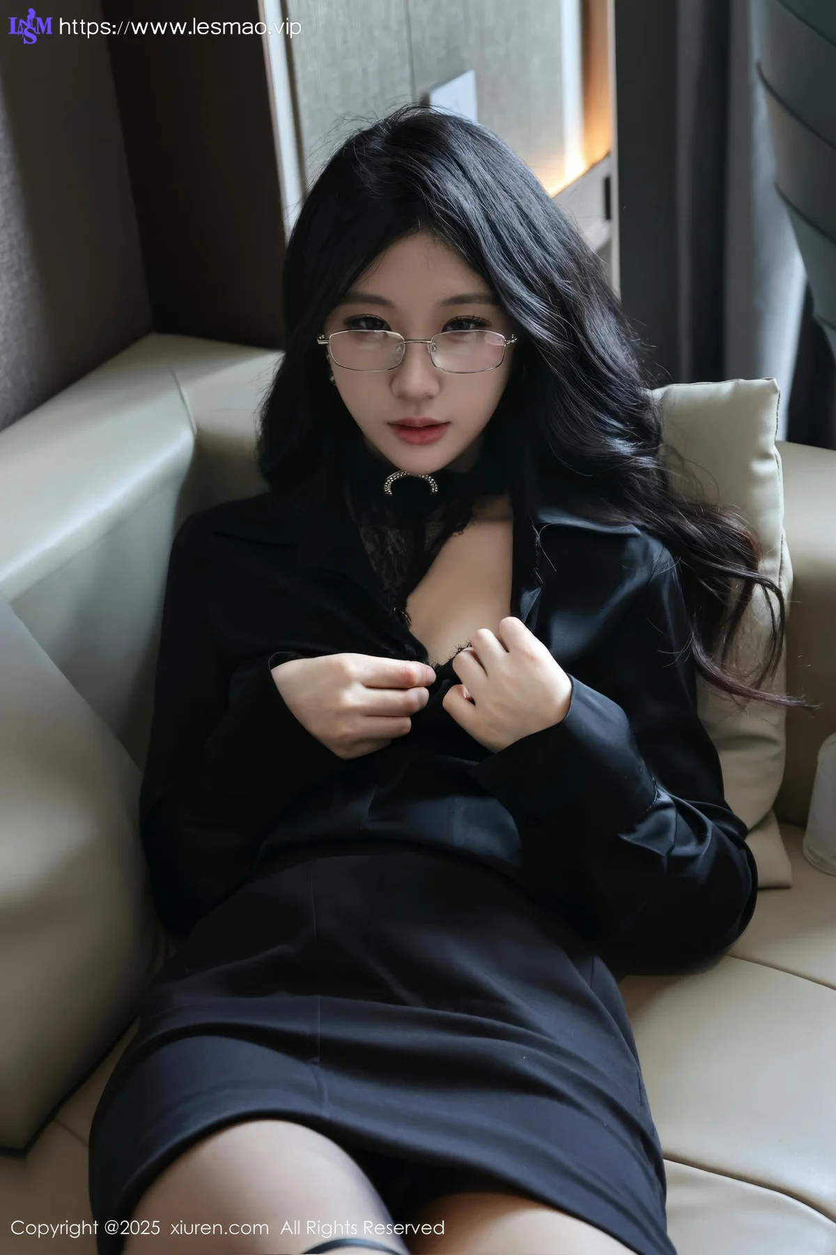 XiuRen 秀人 No.10167 小芭乐 黑色OL魅惑黑丝服饰 - 75